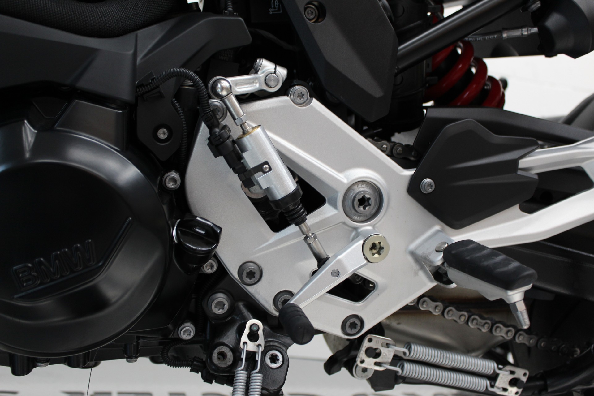 BMW F 900 R-image-5