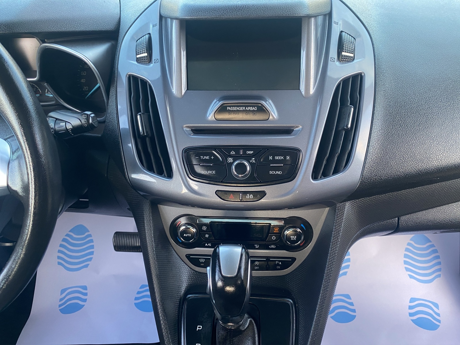 FORD Grand Tourneo Connect 1.5 TDCi Titanium Powershift-image-14