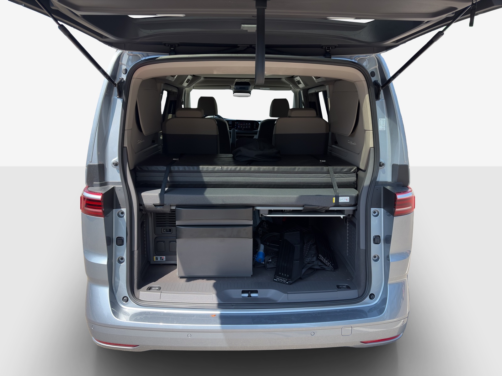VW California eHybrid Beach Camper 4Motion-image-12