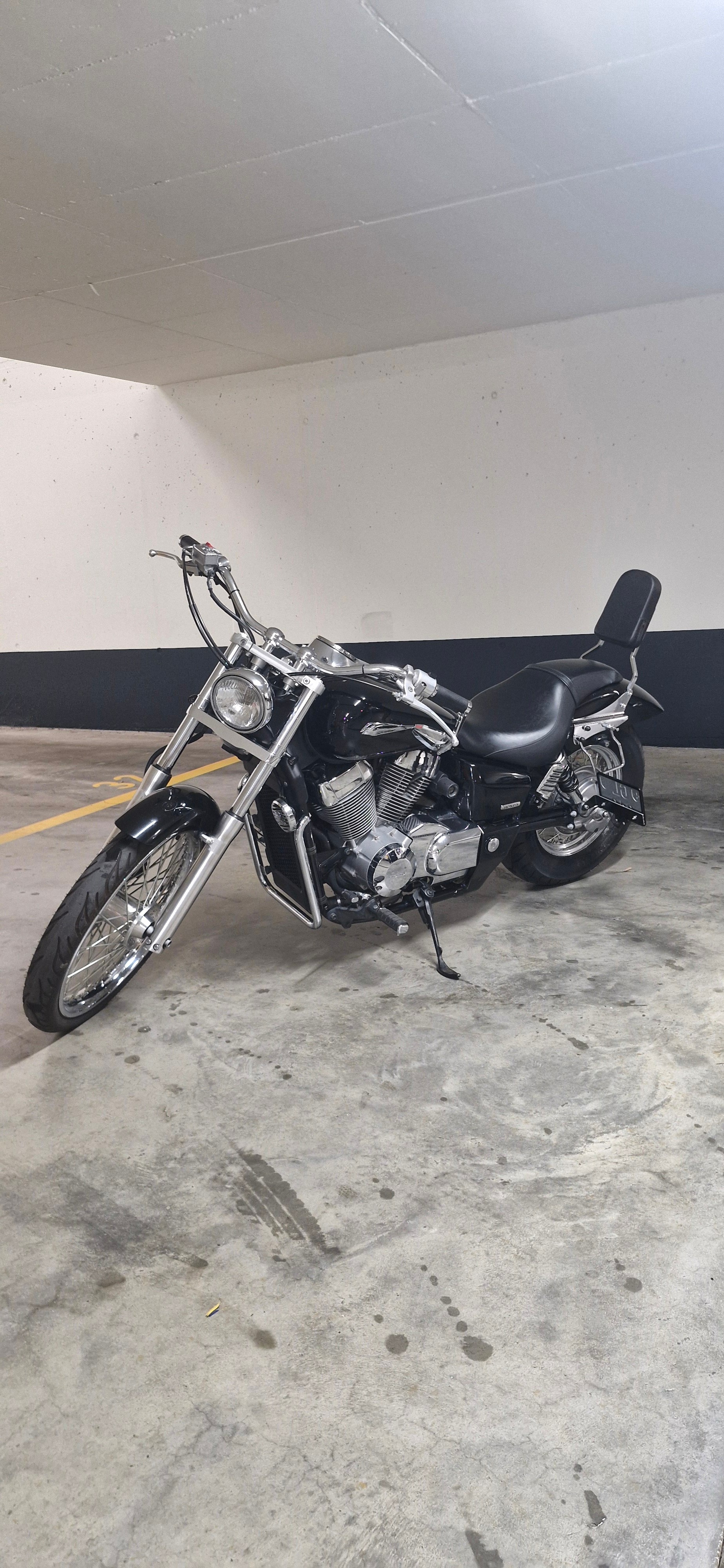 HONDA VT 750 Shadow Spirit-image-3