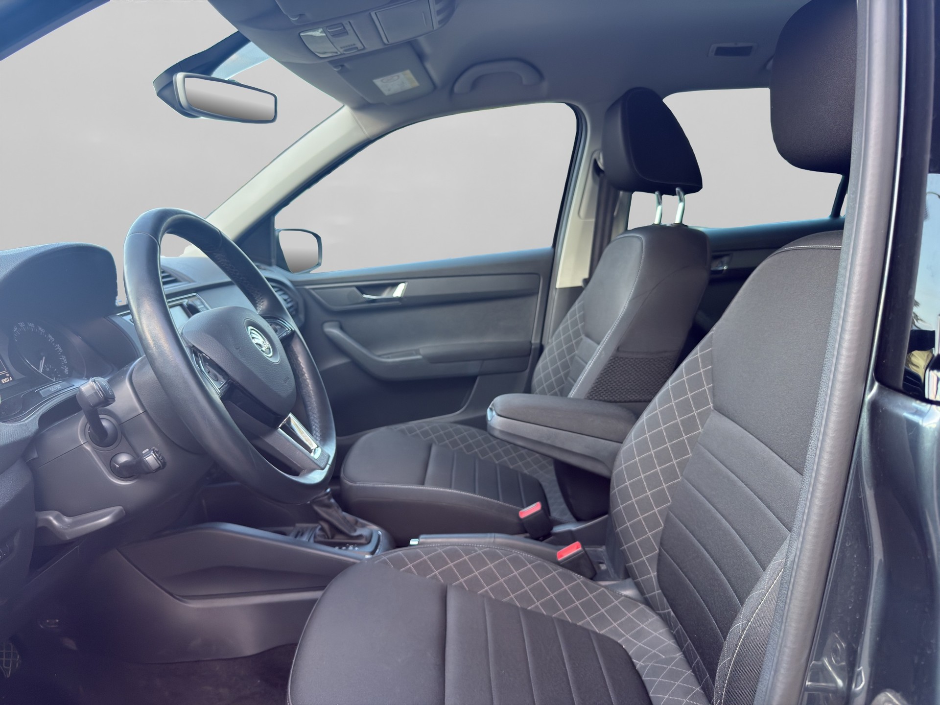 SKODA Fabia 1.2 TSI Style DSG-image-8