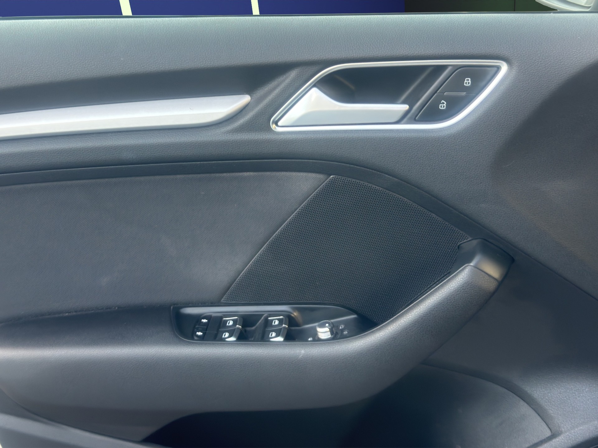 AUDI A3-image-6