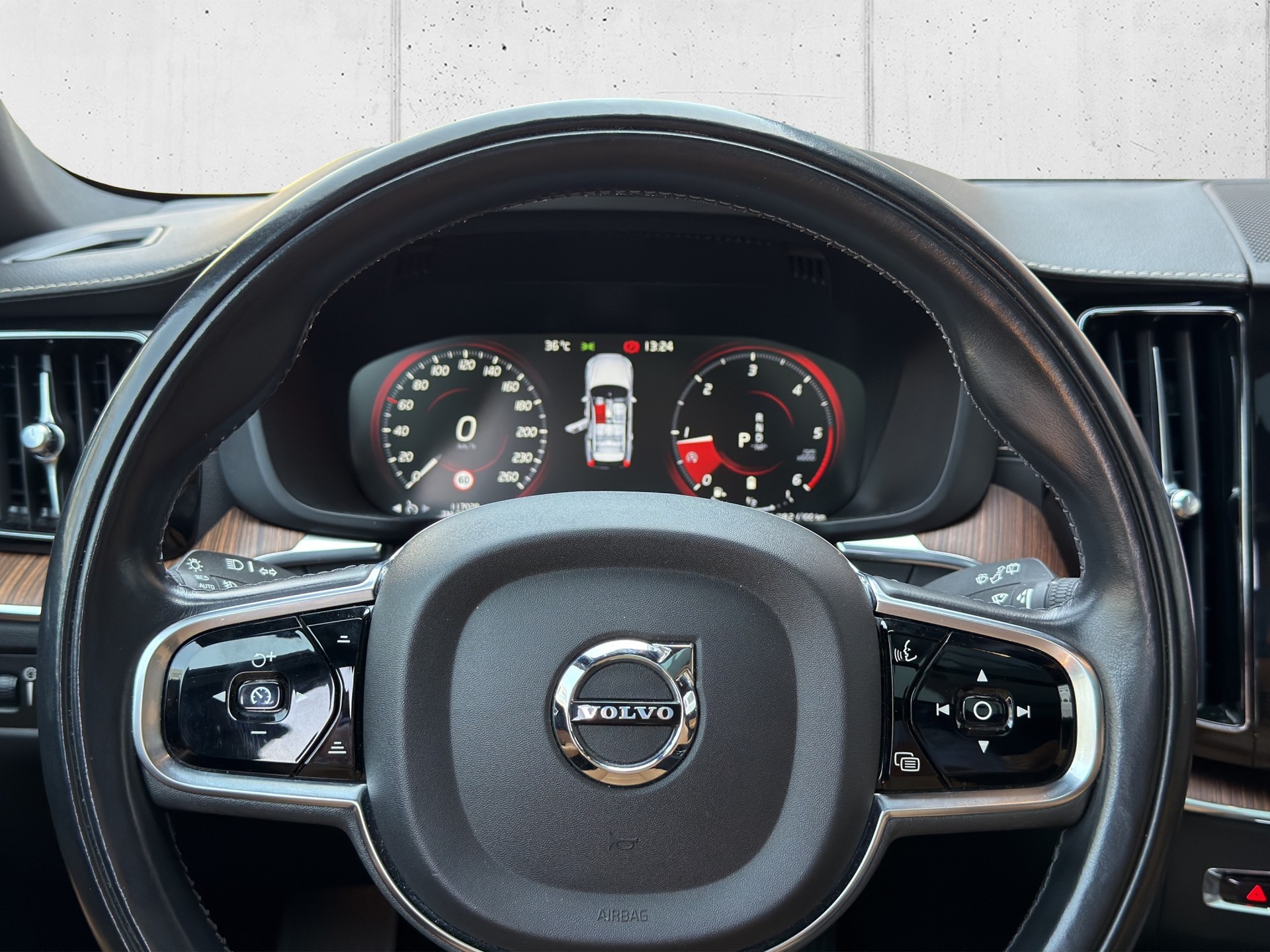 VOLVO XC60 B4 Diesel Mild Hybrid AWD Inscription Geartronic-image-13
