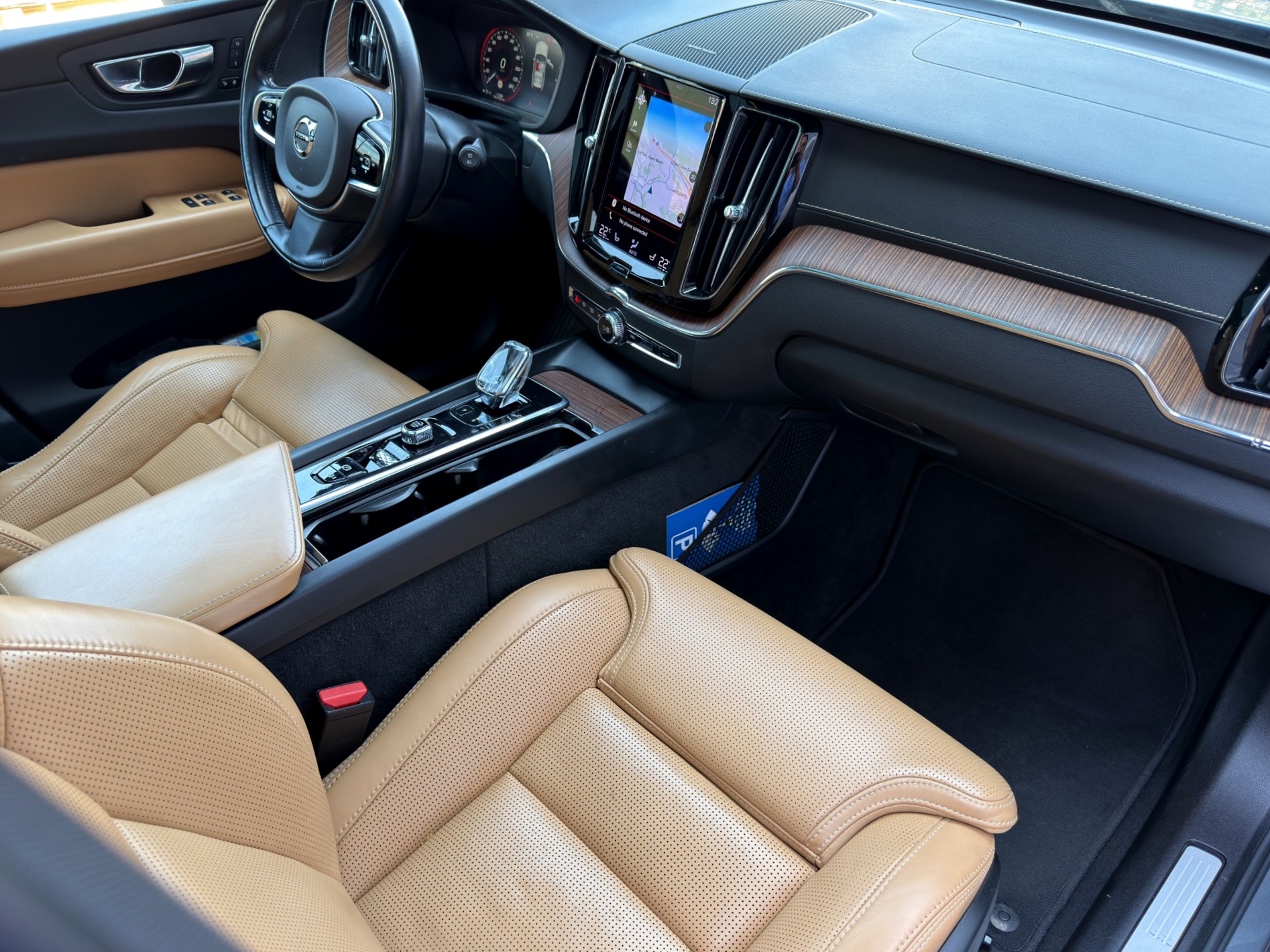 VOLVO XC60 B4 Diesel Mild Hybrid AWD Inscription Geartronic-image-20