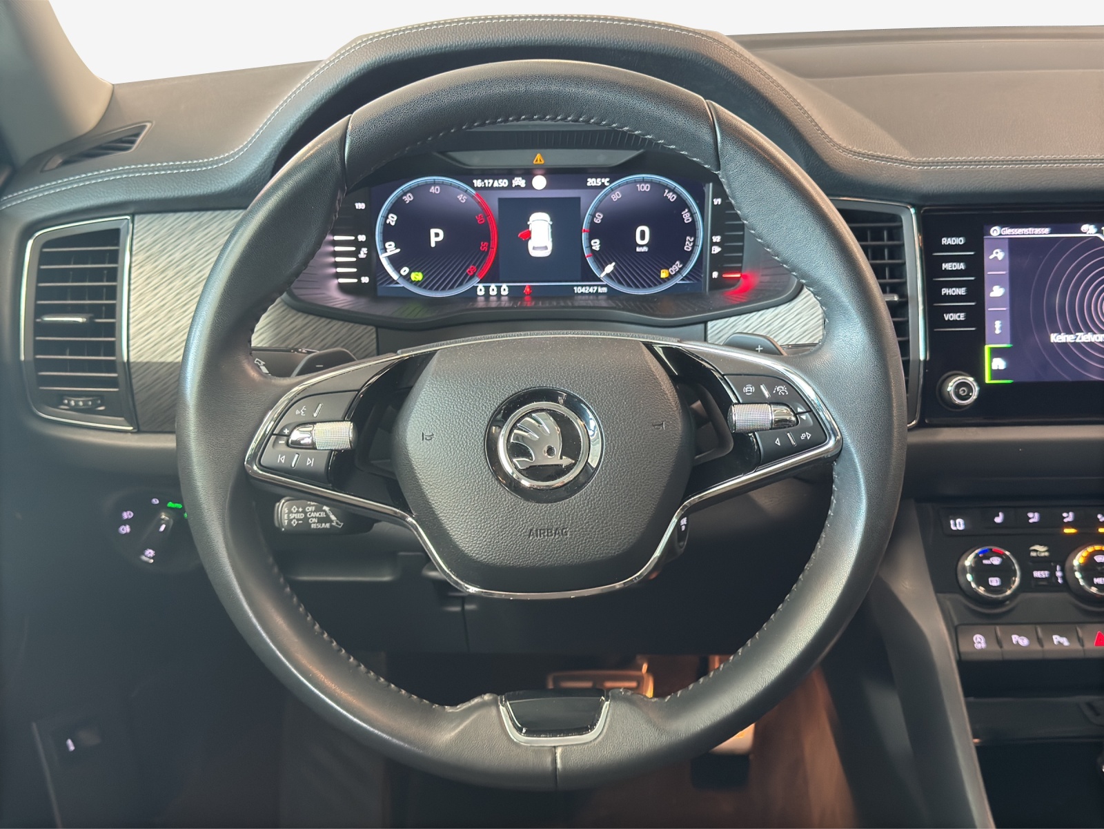 SKODA Kodiaq 2.0 TDI CR Style 4x4 DSG-image-9