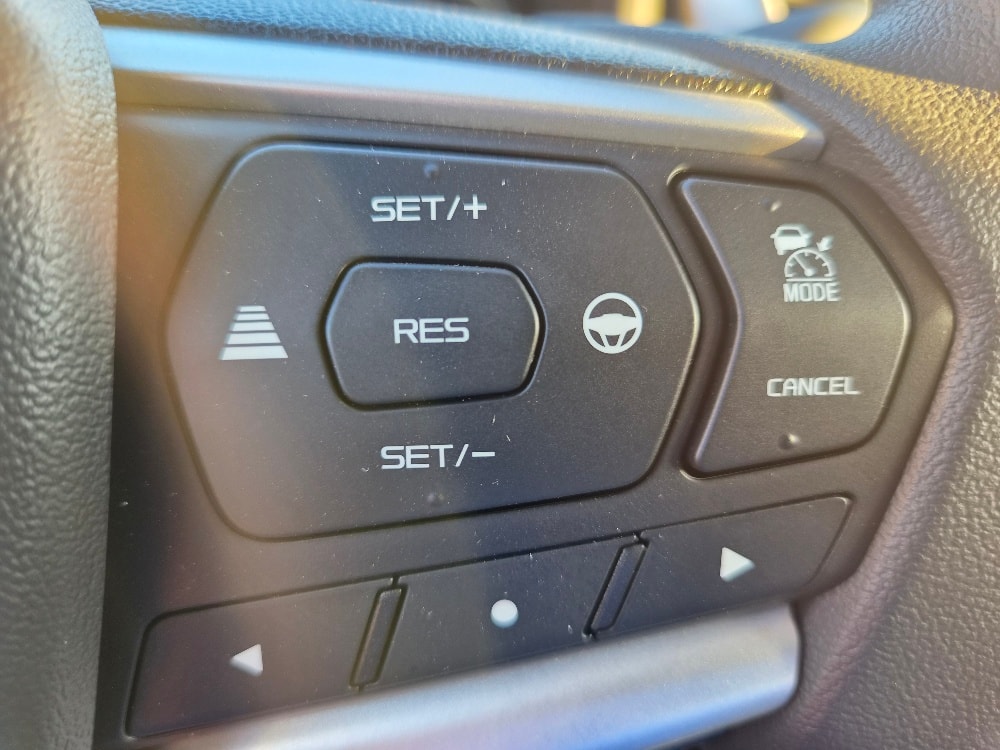 ISUZU D-MAX 2.2 CrewCab Evolution 4x4 AT-image-9