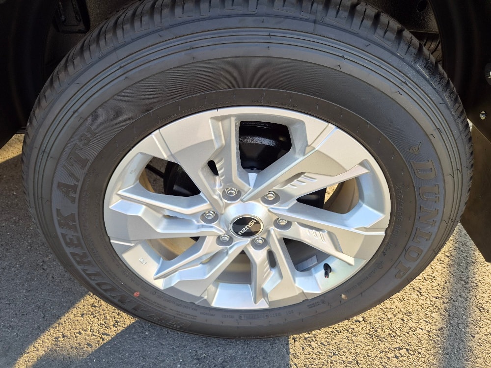 ISUZU D-MAX 2.2 CrewCab Evolution 4x4 AT-image-16