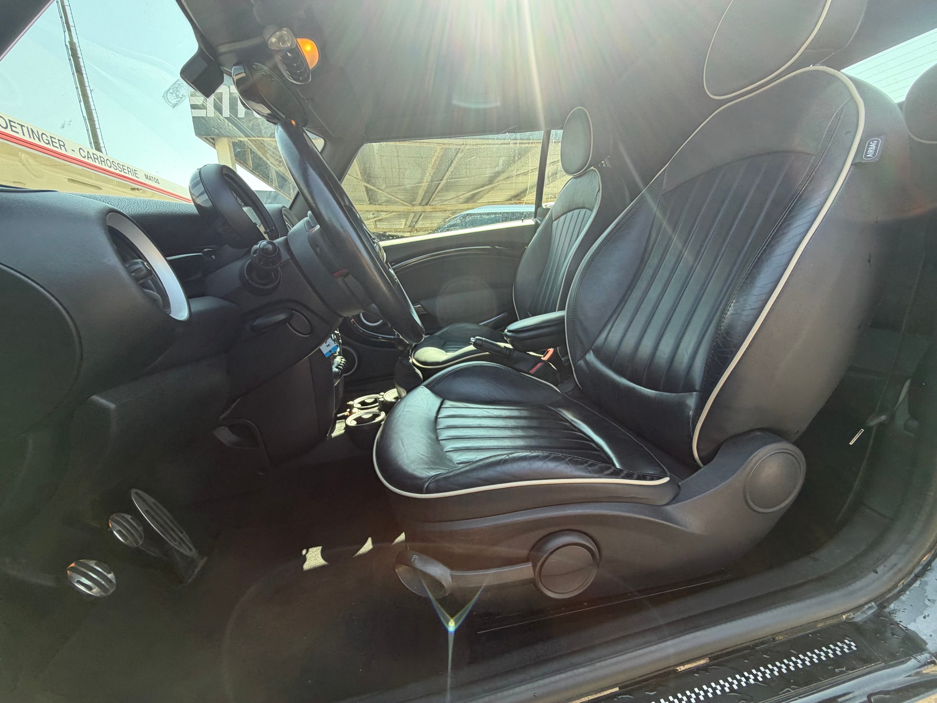 MINI Cooper S Cabriolet-image-14
