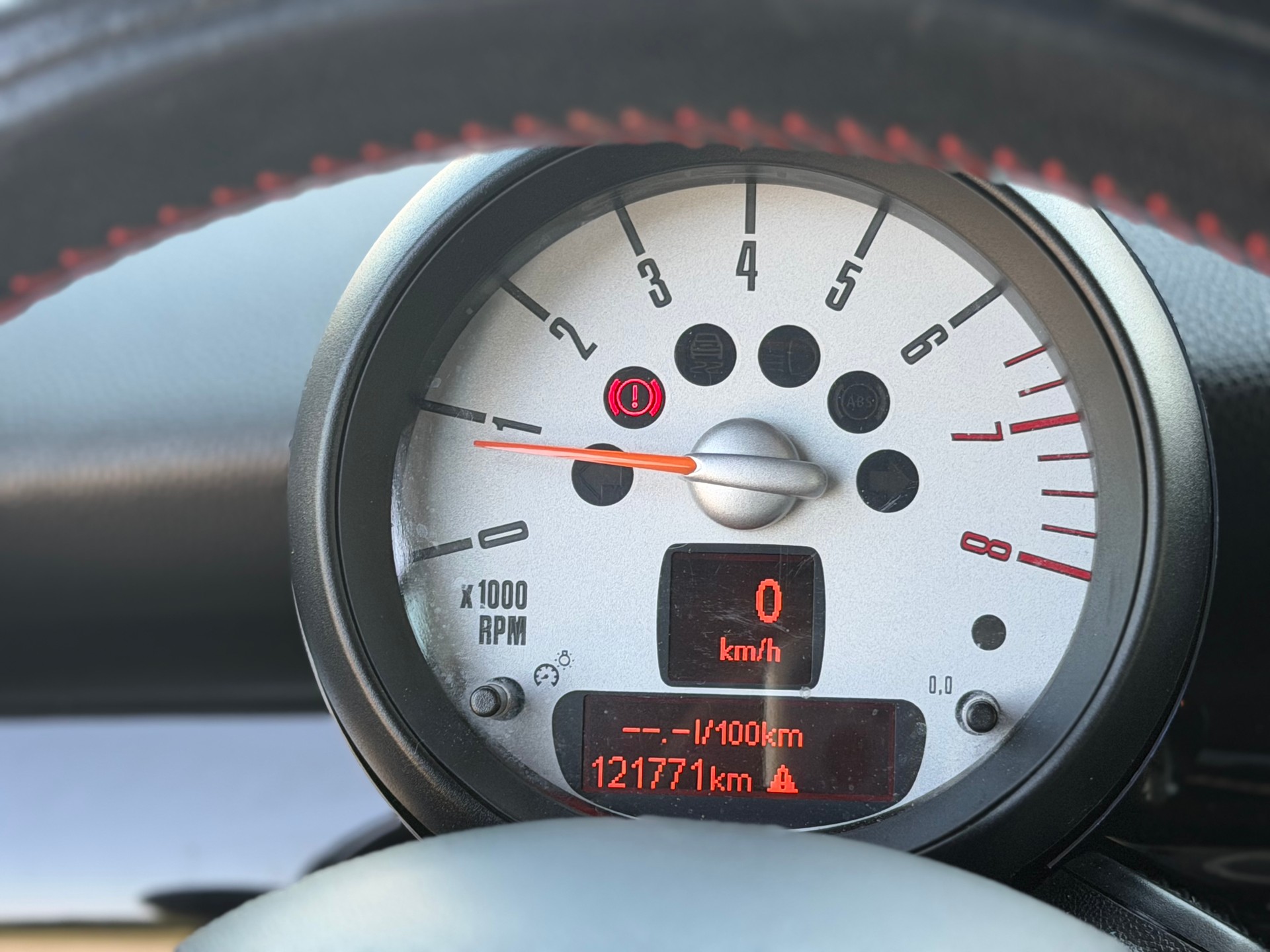 MINI Cooper S Cabriolet-image-10
