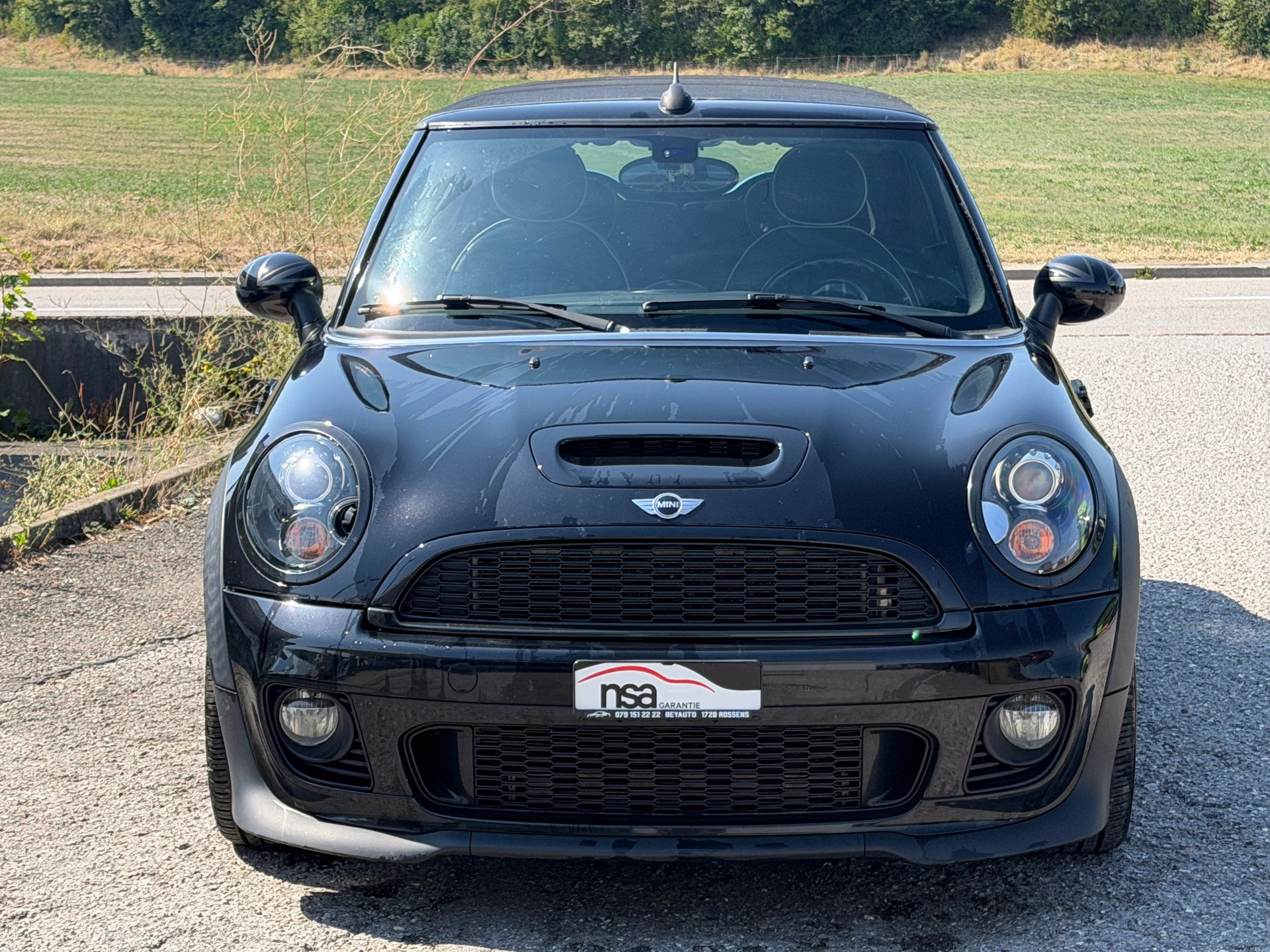 MINI Cooper S Cabriolet-image-2