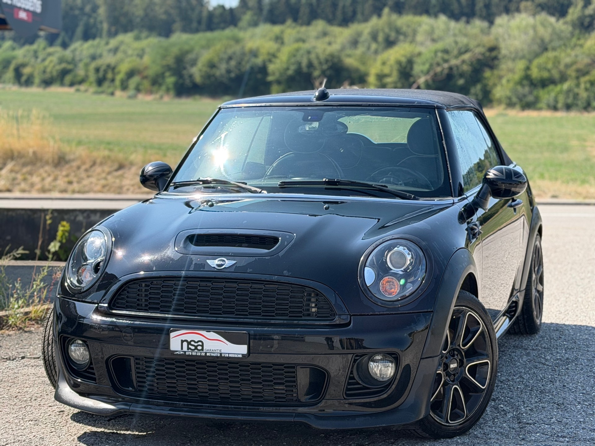 MINI Cooper S Cabriolet-image-0