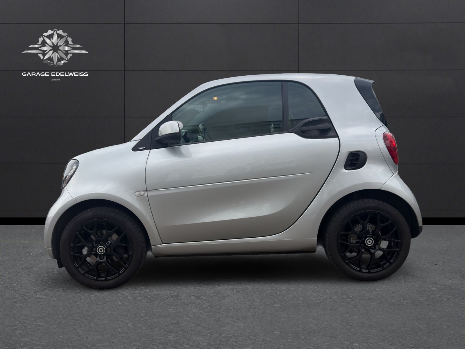 SMART fortwo citypassion twinmatic-showroom-element-1