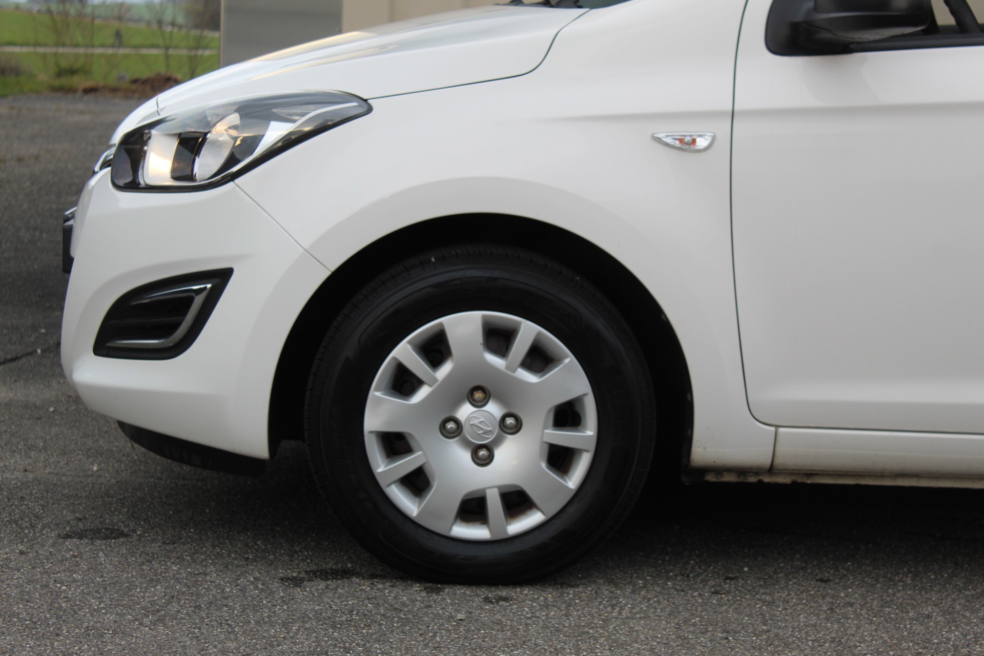 HYUNDAI i20 1.2 Comfort-image-9