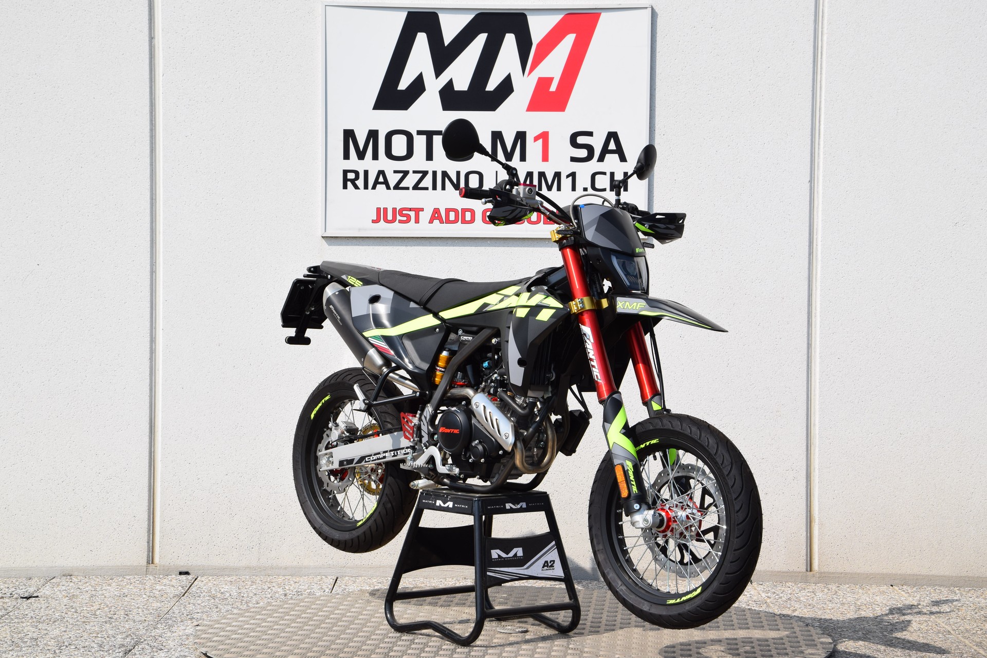 FANTIC XMF 125 Competition-showroom-element-1