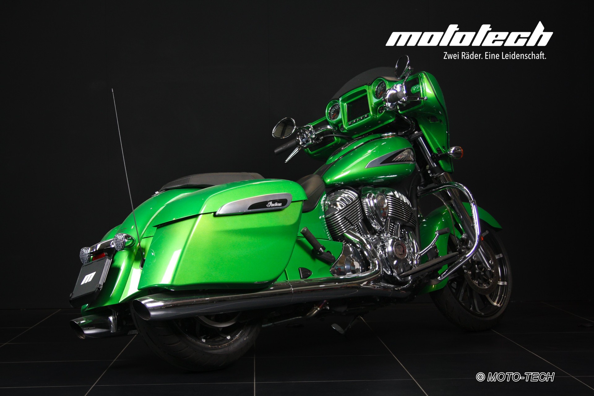 INDIAN Chieftain Limited-showroom-element-2