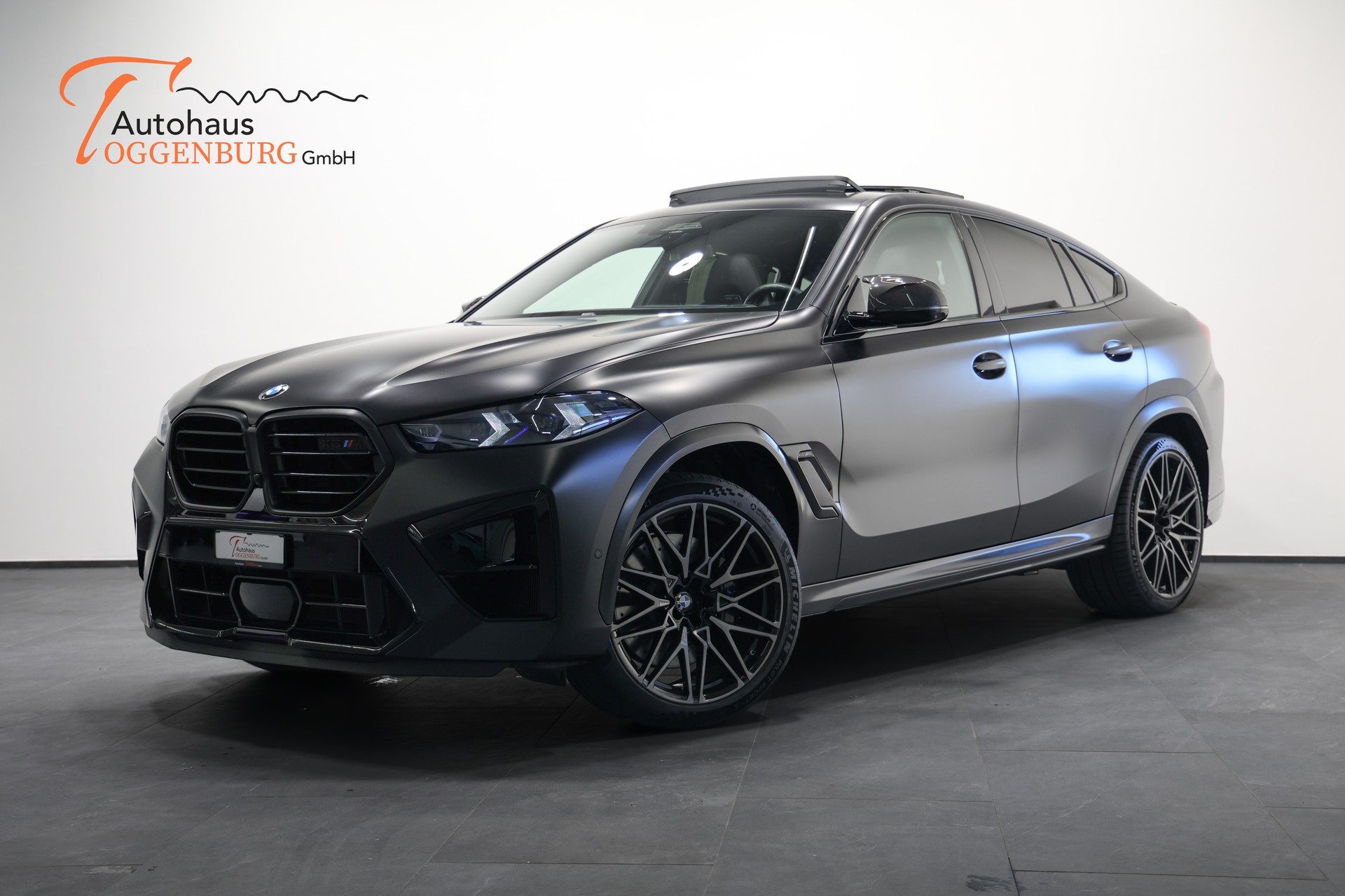 BMW X6M Steptronic M Competition *Individual Frozen Black*BMW Werksgarantie bis 09.2027*AHK*Bowers*Carbon*-image-0