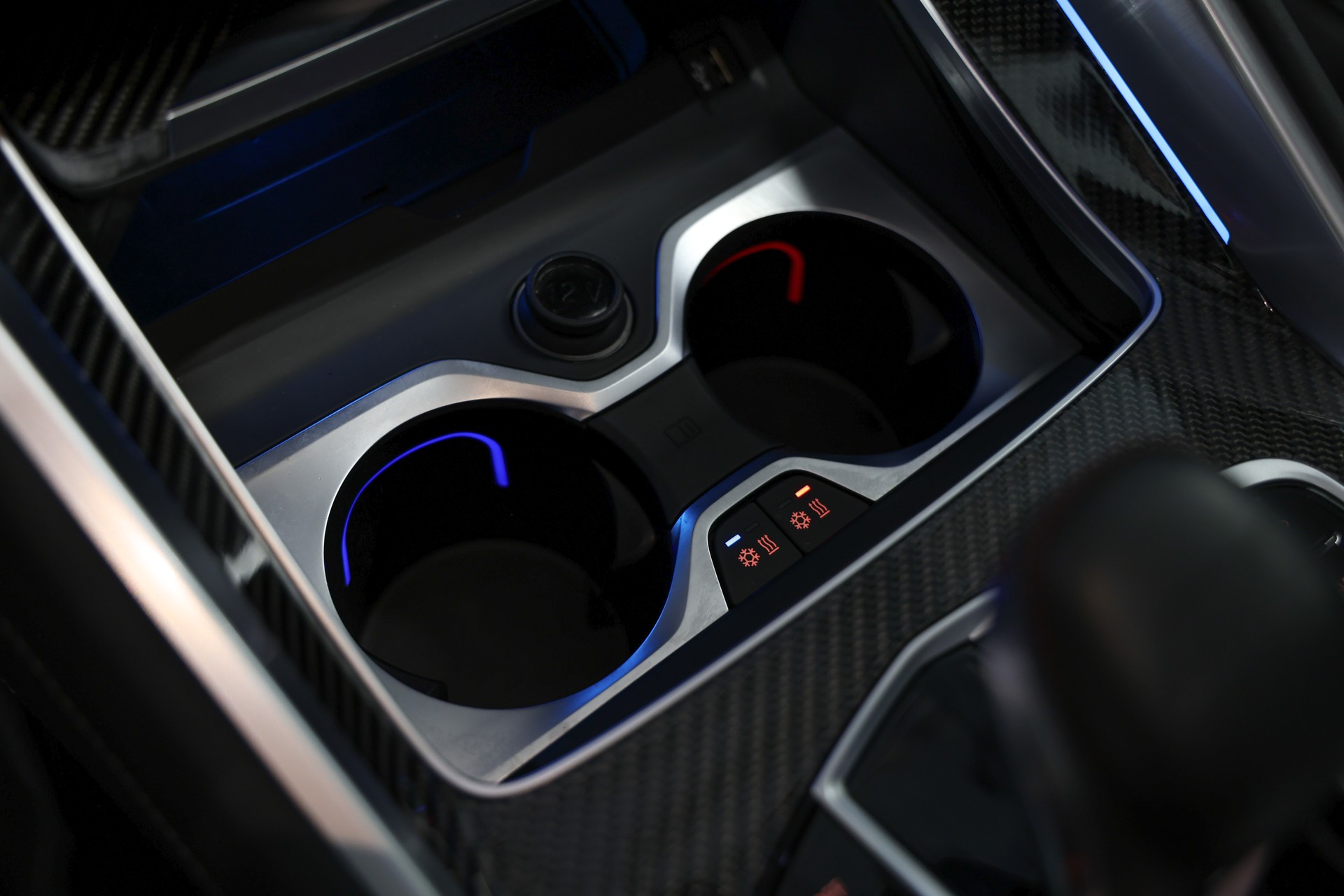 BMW X6M Steptronic M Competition *Individual Frozen Black*BMW Werksgarantie bis 09.2027*AHK*Bowers*Carbon*-image-26