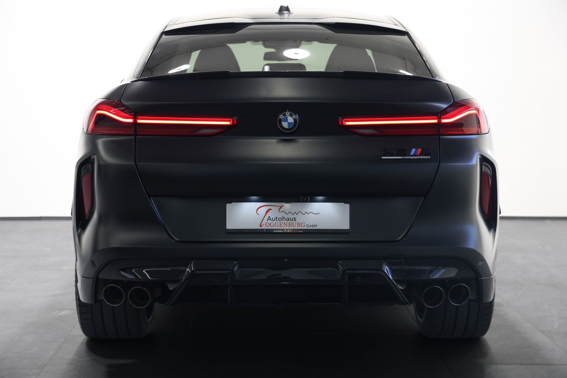 BMW X6M Steptronic M Competition *Individual Frozen Black*BMW Werksgarantie bis 09.2027*AHK*Bowers*Carbon*-image-13