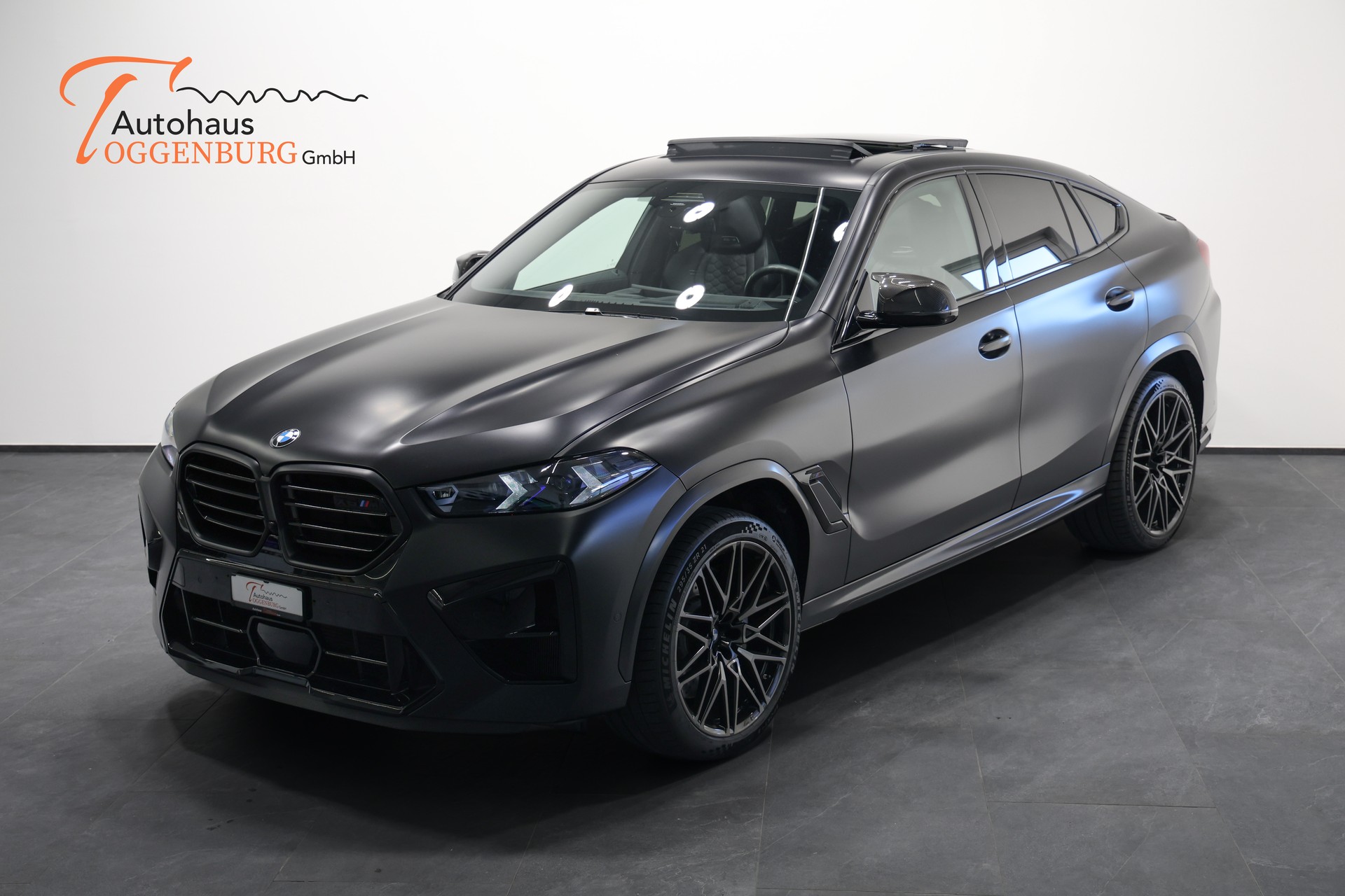 BMW X6M Steptronic M Competition *Individual Frozen Black*BMW Werksgarantie bis 09.2027*AHK*Bowers*Carbon*-image-4
