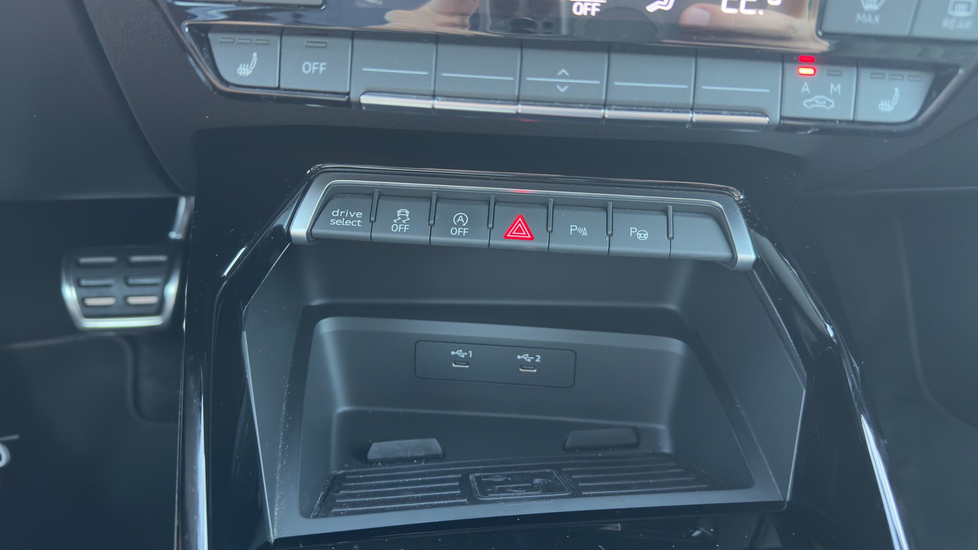 AUDI 2.5 TFSI quattro S-Tronic-image-5