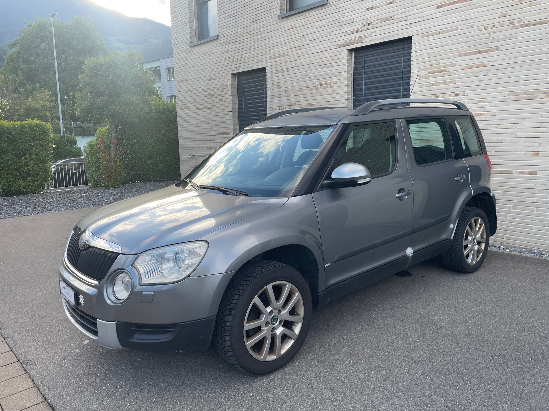 SKODA Yeti 2.0 TDI Ambition 4x4-image-2