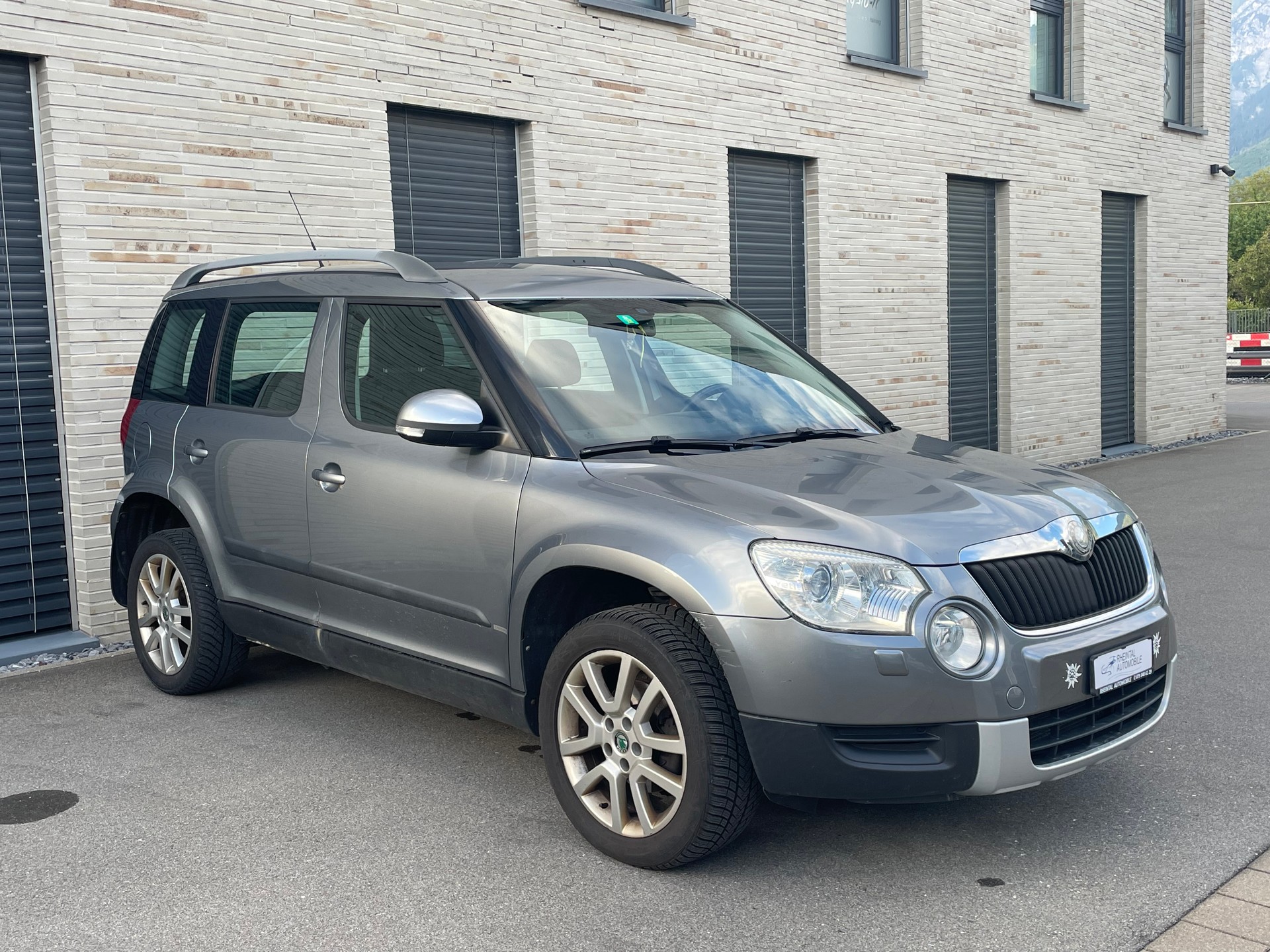 SKODA Yeti 2.0 TDI Ambition 4x4-image-5