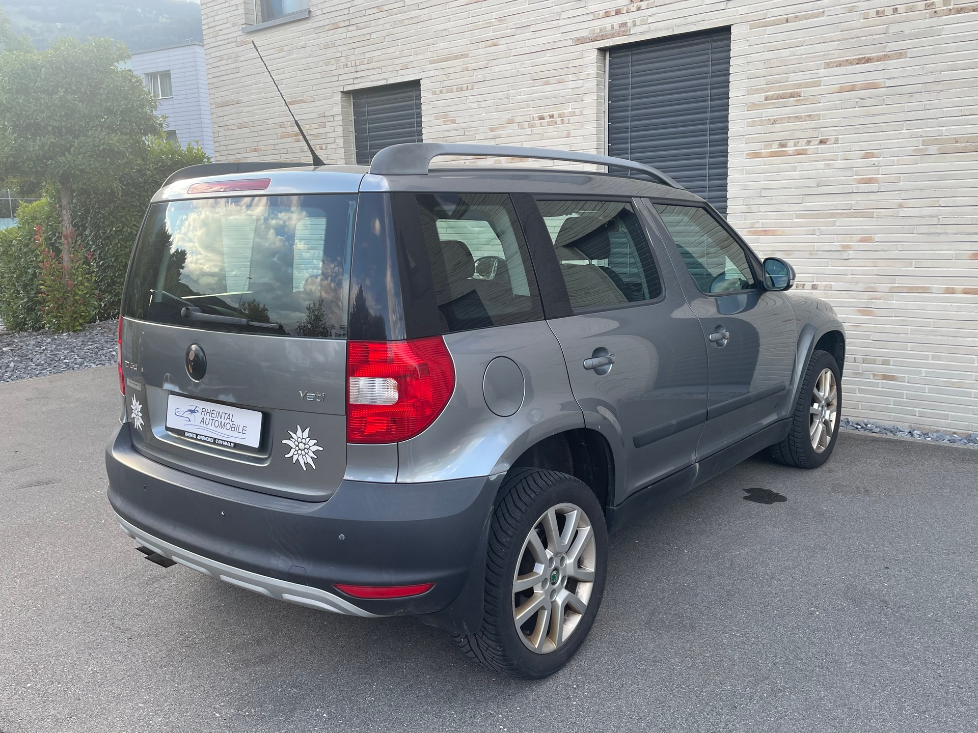 SKODA Yeti 2.0 TDI Ambition 4x4-image-7