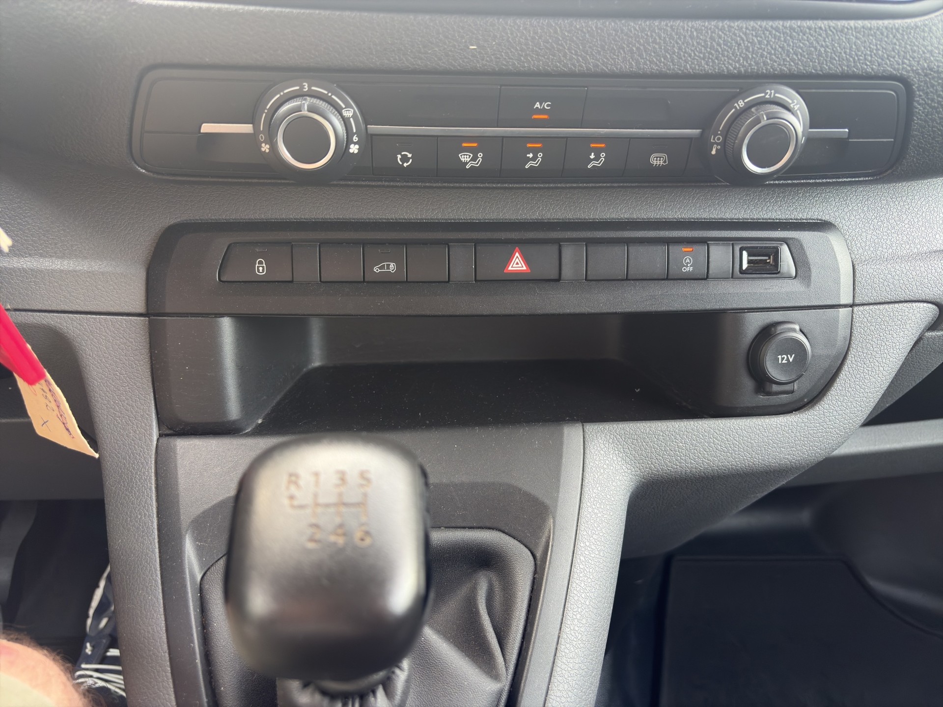CITROEN Jumpy 2.0 BlueHDi 120 XL Komfort-image-9