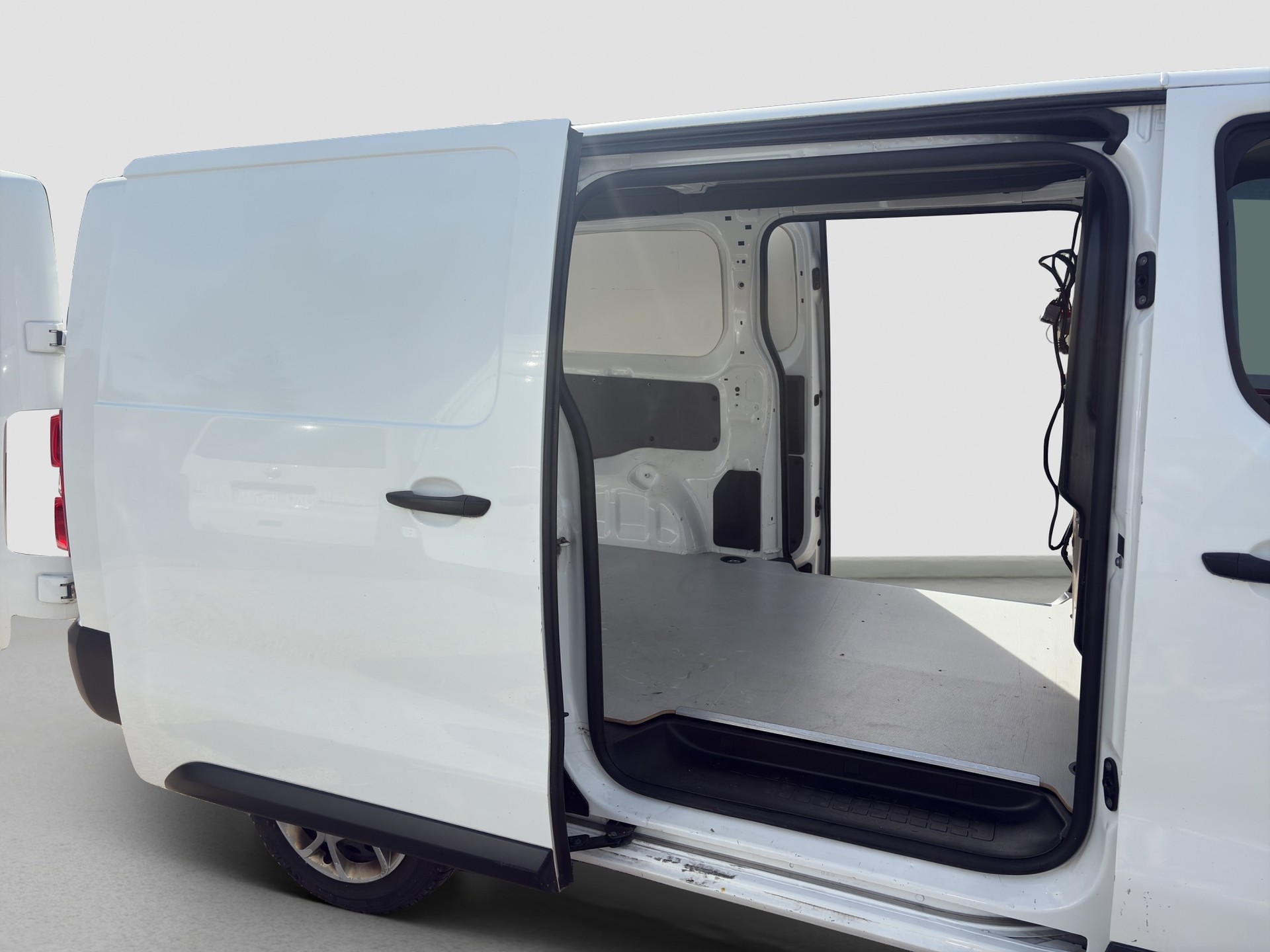 CITROEN Jumpy 2.0 BlueHDi 120 XL Komfort-image-14