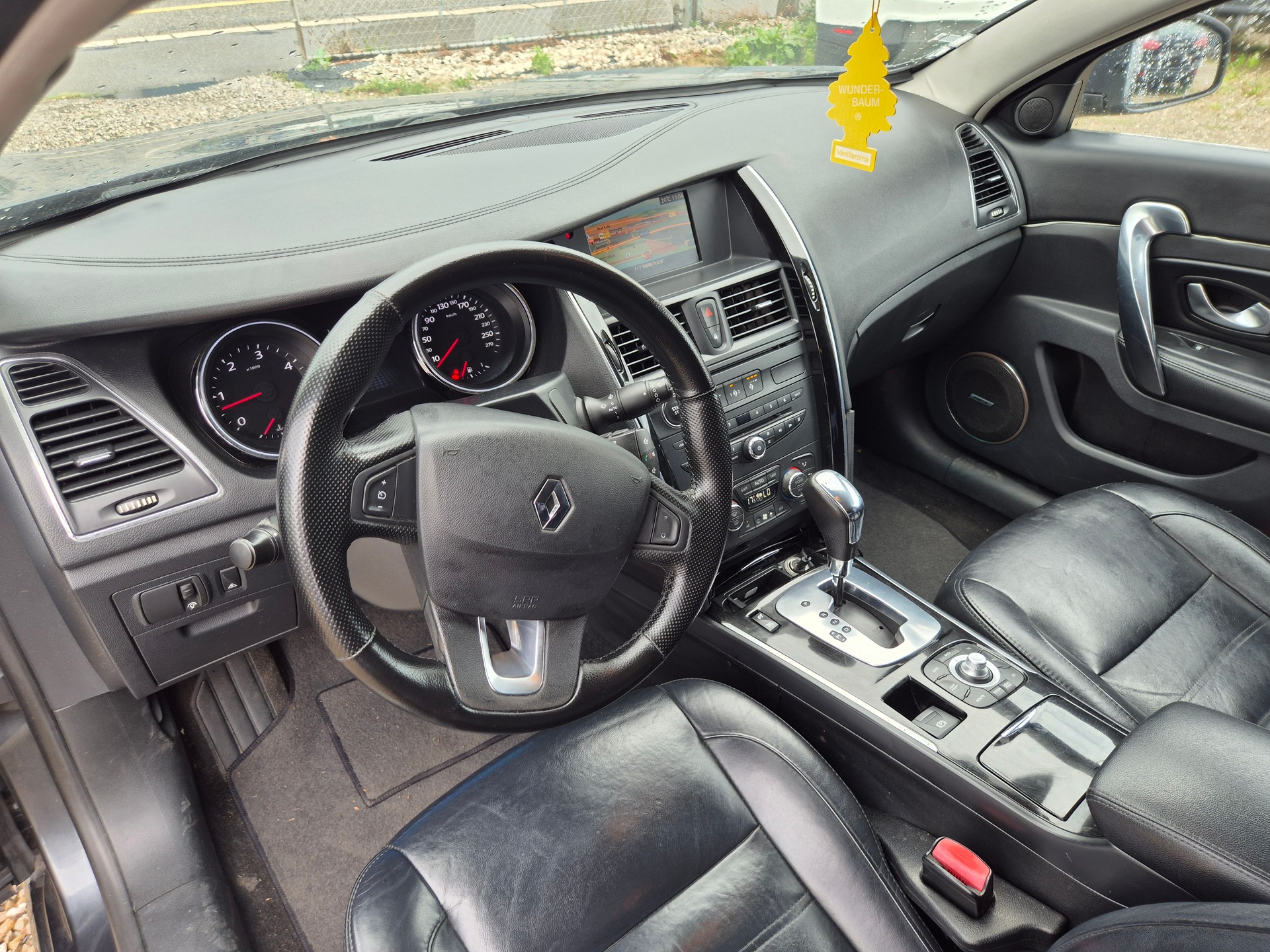 RENAULT Latitude 3.0 dCi Initiale active-shift-image-9