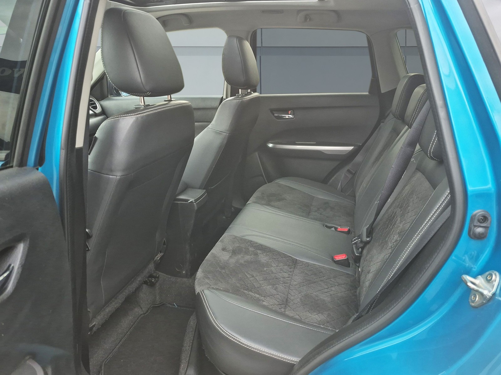 SUZUKI Vitara 1.4 T Compact+ 4x4-image-14