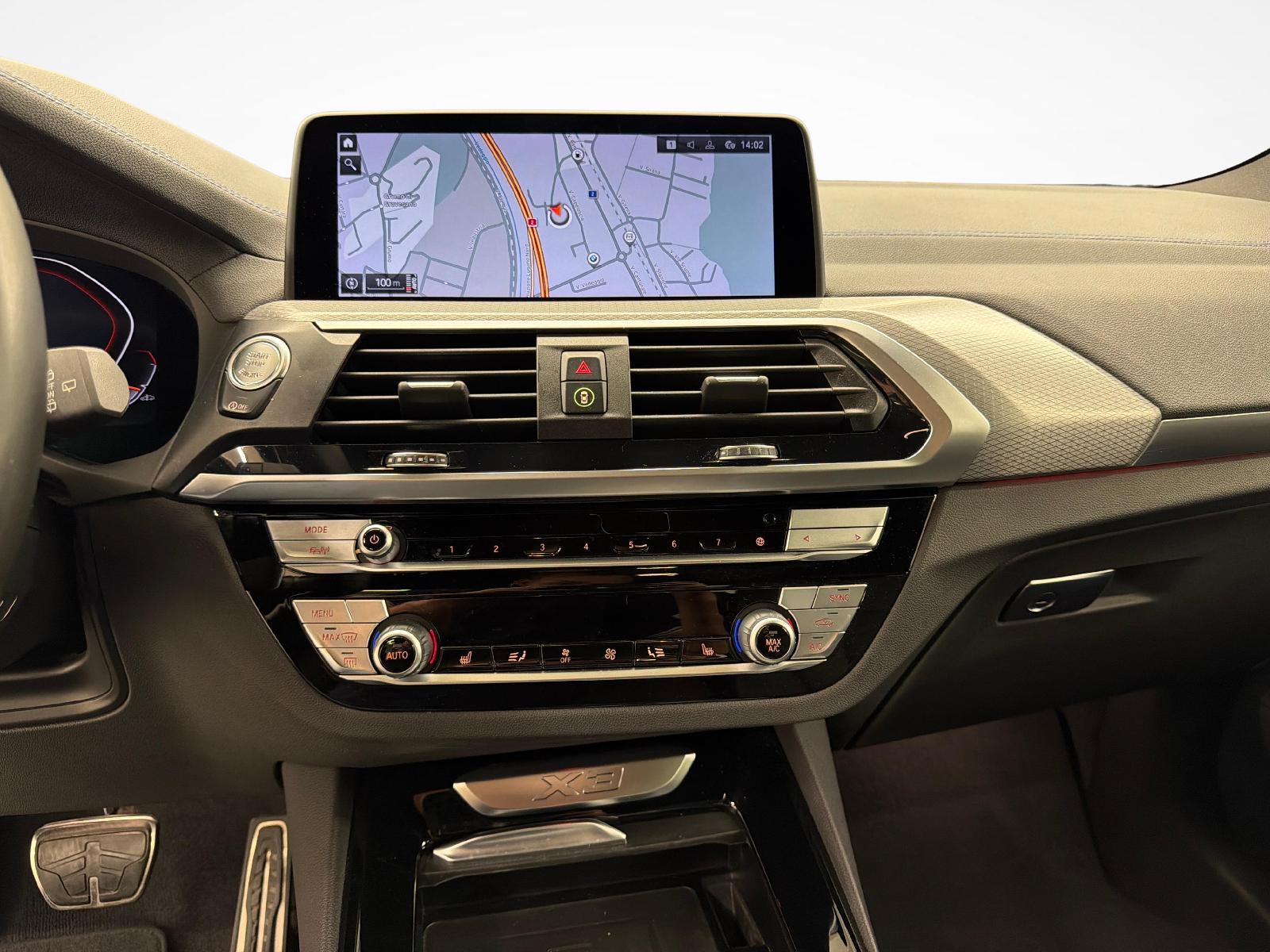 BMW X3 30i xDrive-image-14