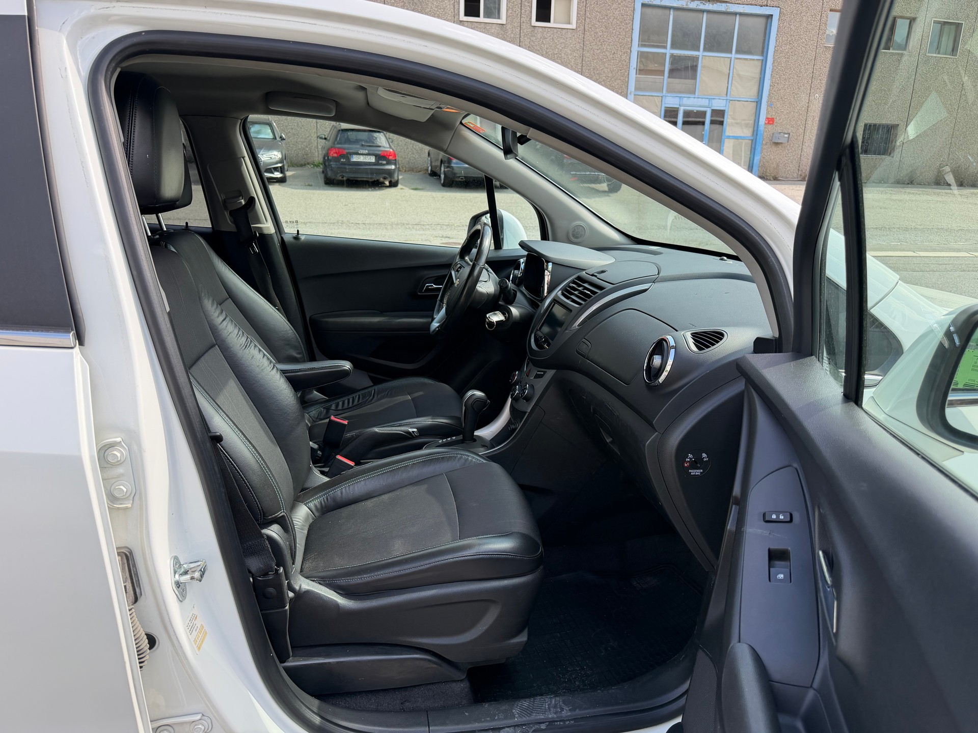 CHEVROLET Trax 1.7 VCDi LT 2WD Automatic-image-5