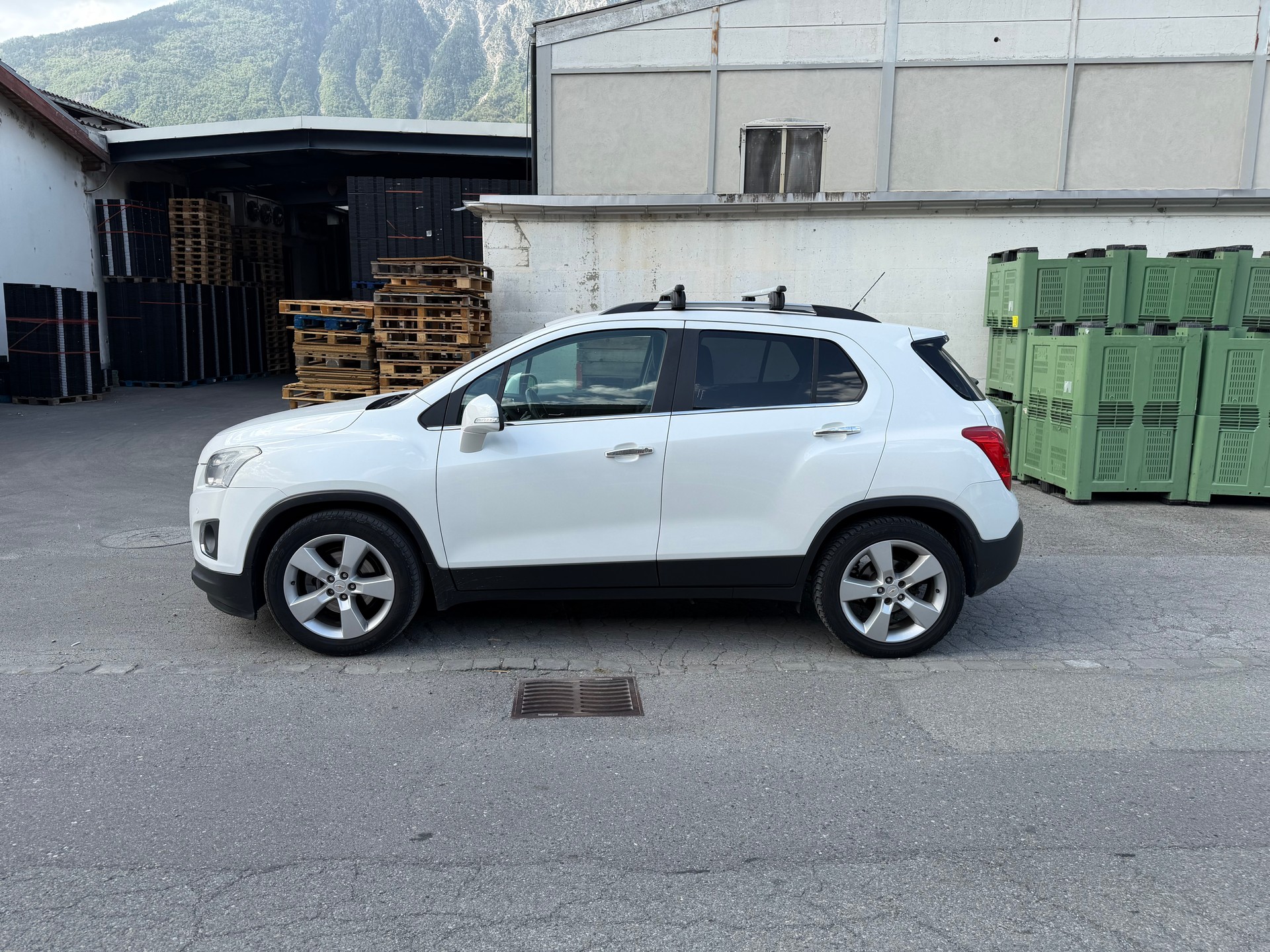 CHEVROLET Trax 1.7 VCDi LT 2WD Automatic-image-3