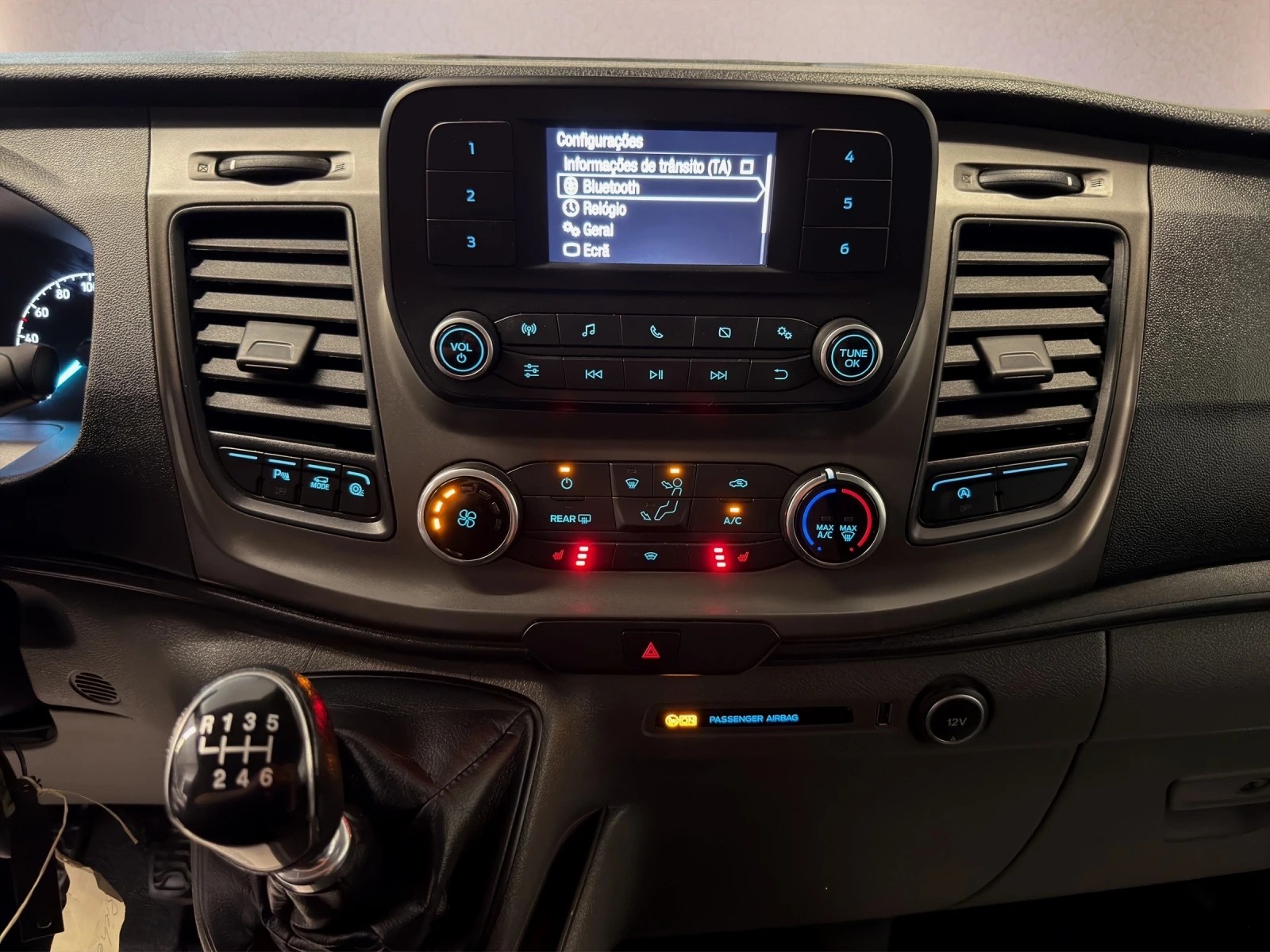 FORD Transit Custom 320 L1H1 Trend-image-6