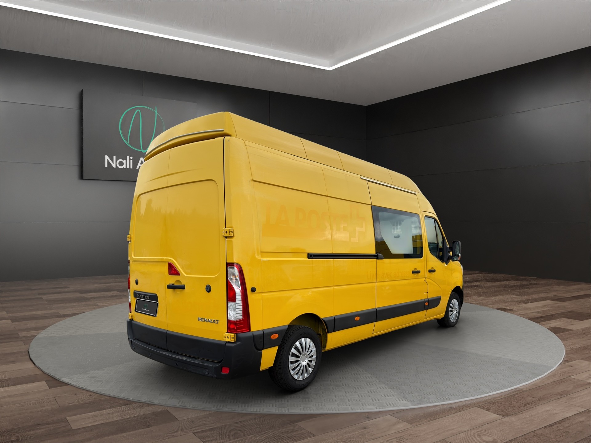 RENAULT Master T35 2.3dCi 135 L3H3-image-3