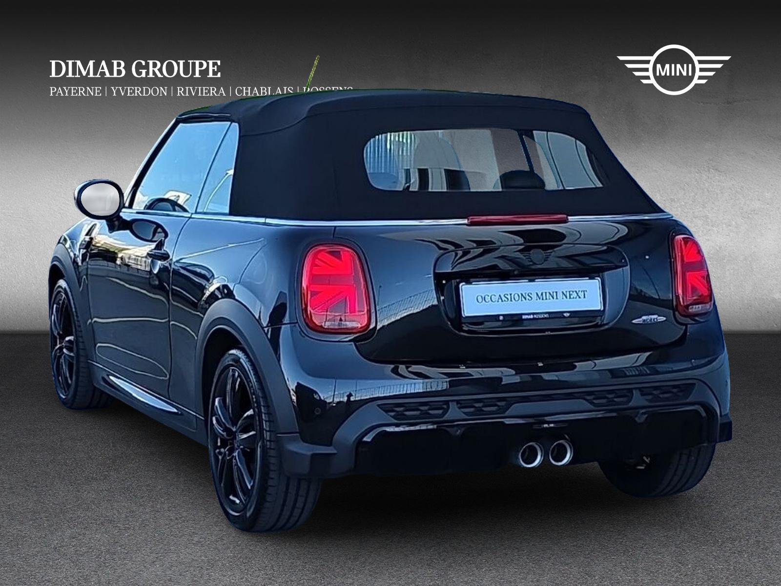 MINI John Cooper Works Cabrio F57 2.0i (CH)-image-2