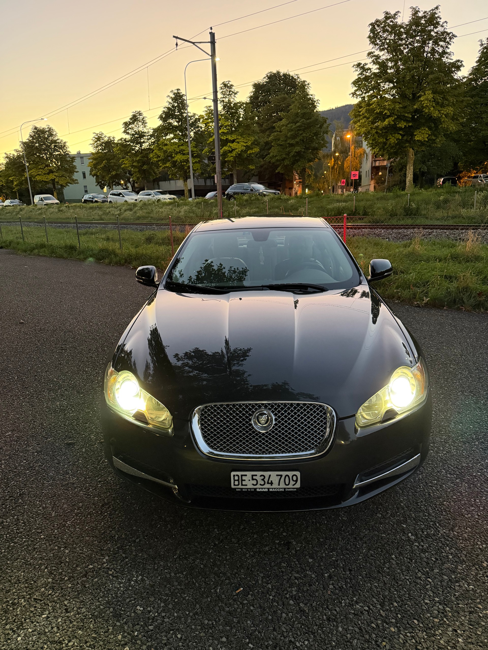 JAGUAR XF 3.0d V6 Prem. Luxury-image-0