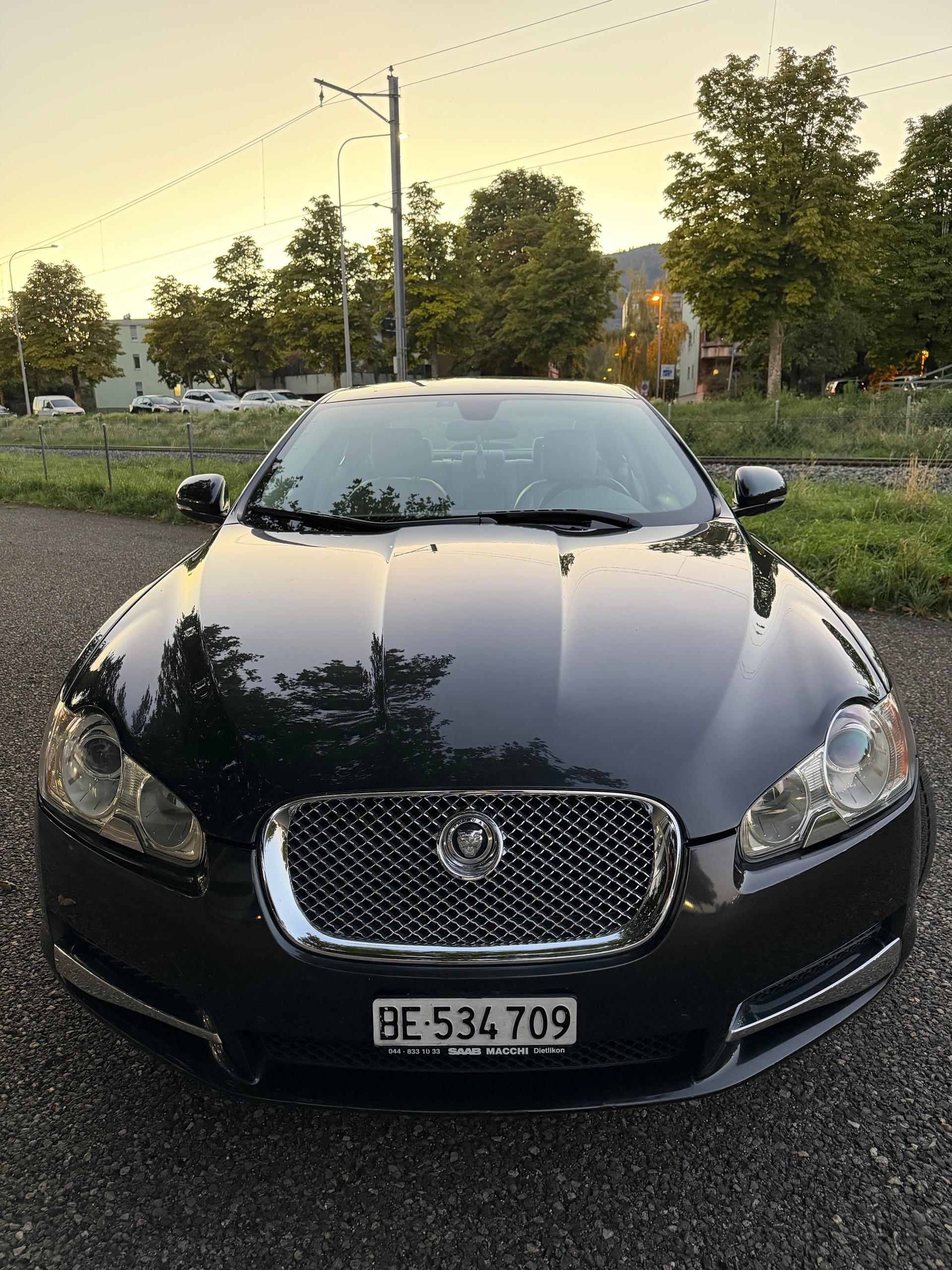 JAGUAR XF 3.0d V6 Prem. Luxury-image-1