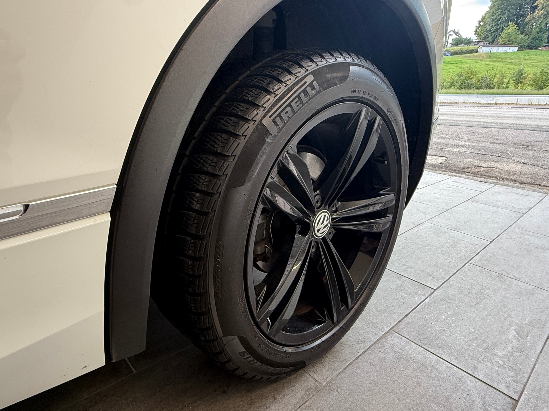 VW Tiguan 2.0TSI R-Line 4Motion DSG Ab 220.- pro Monat-image-22