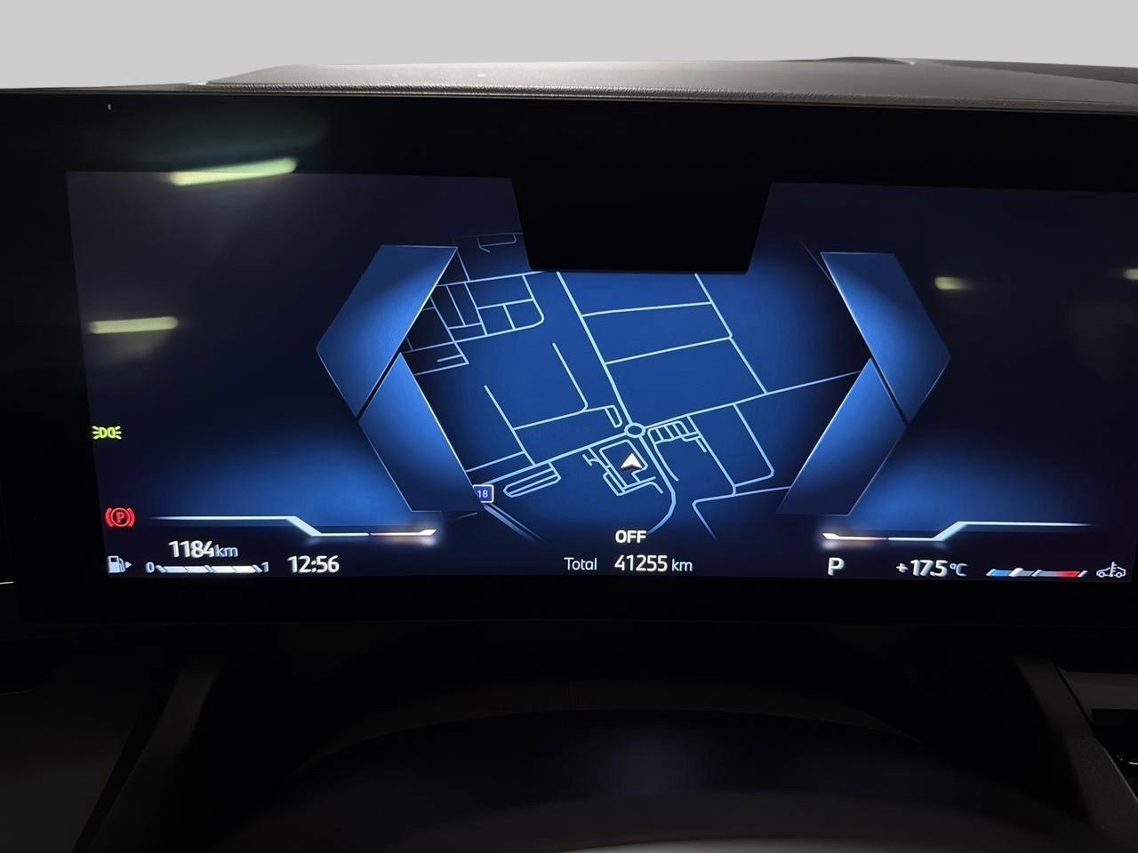 BMW 520d xDrive Limousine-image-16