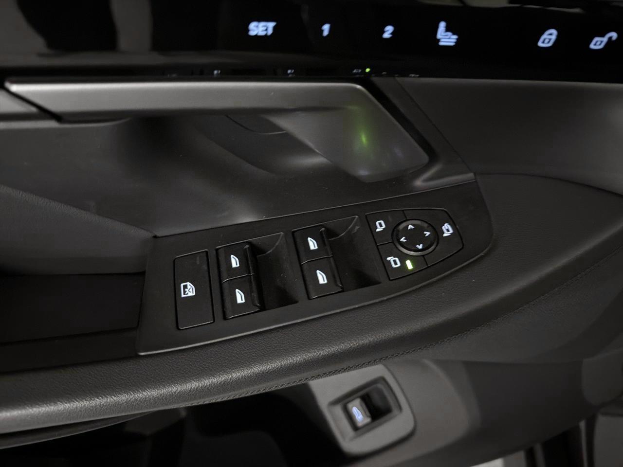 BMW 520d xDrive Limousine-image-22
