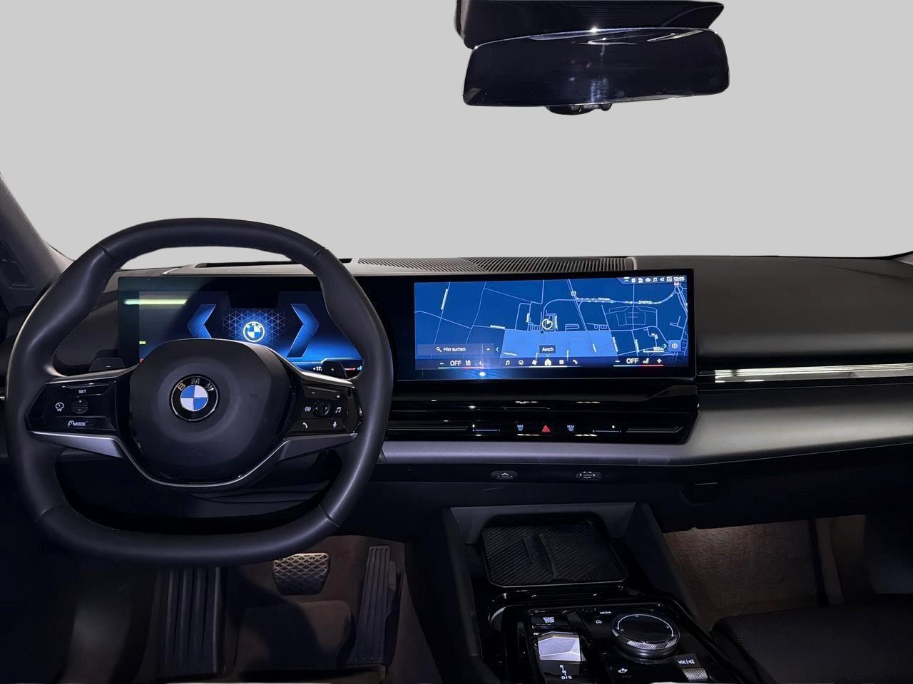 BMW 520d xDrive Limousine-image-14