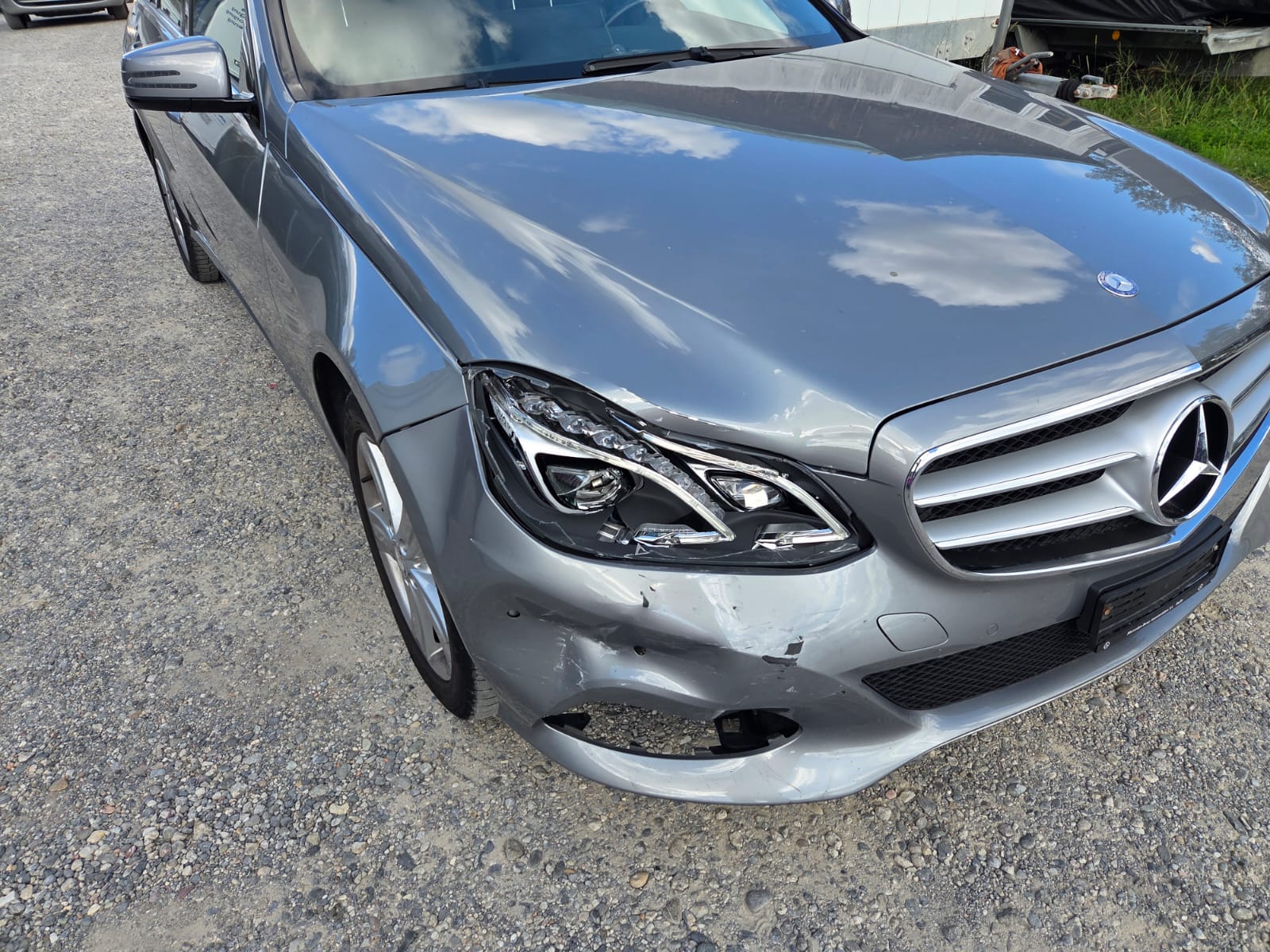 MERCEDES-BENZ E 250 CDI Elégance 4Matic 7G-Tronic-image-4
