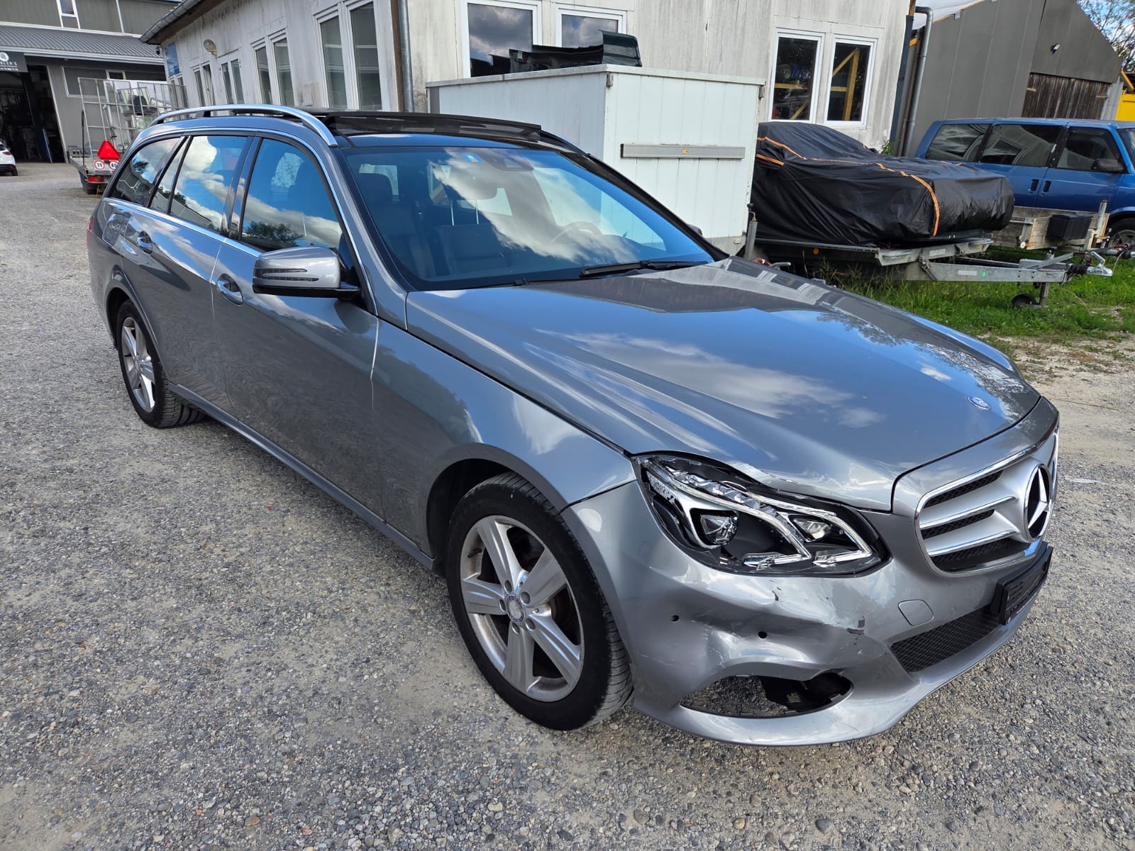 MERCEDES-BENZ E 250 CDI Elégance 4Matic 7G-Tronic-image-2