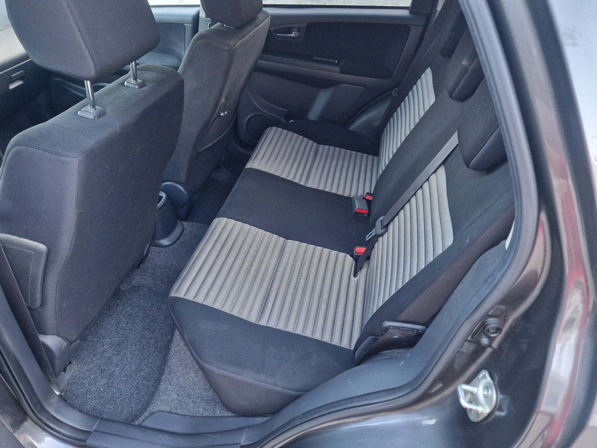 SUZUKI SX4 1.6 16V GL Top 4WD Automatic-image-8