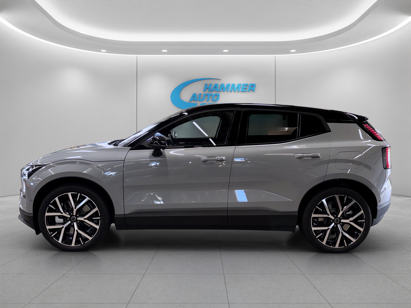 VOLVO EX30 E60 Twin Ultra Performance AWD-image-1