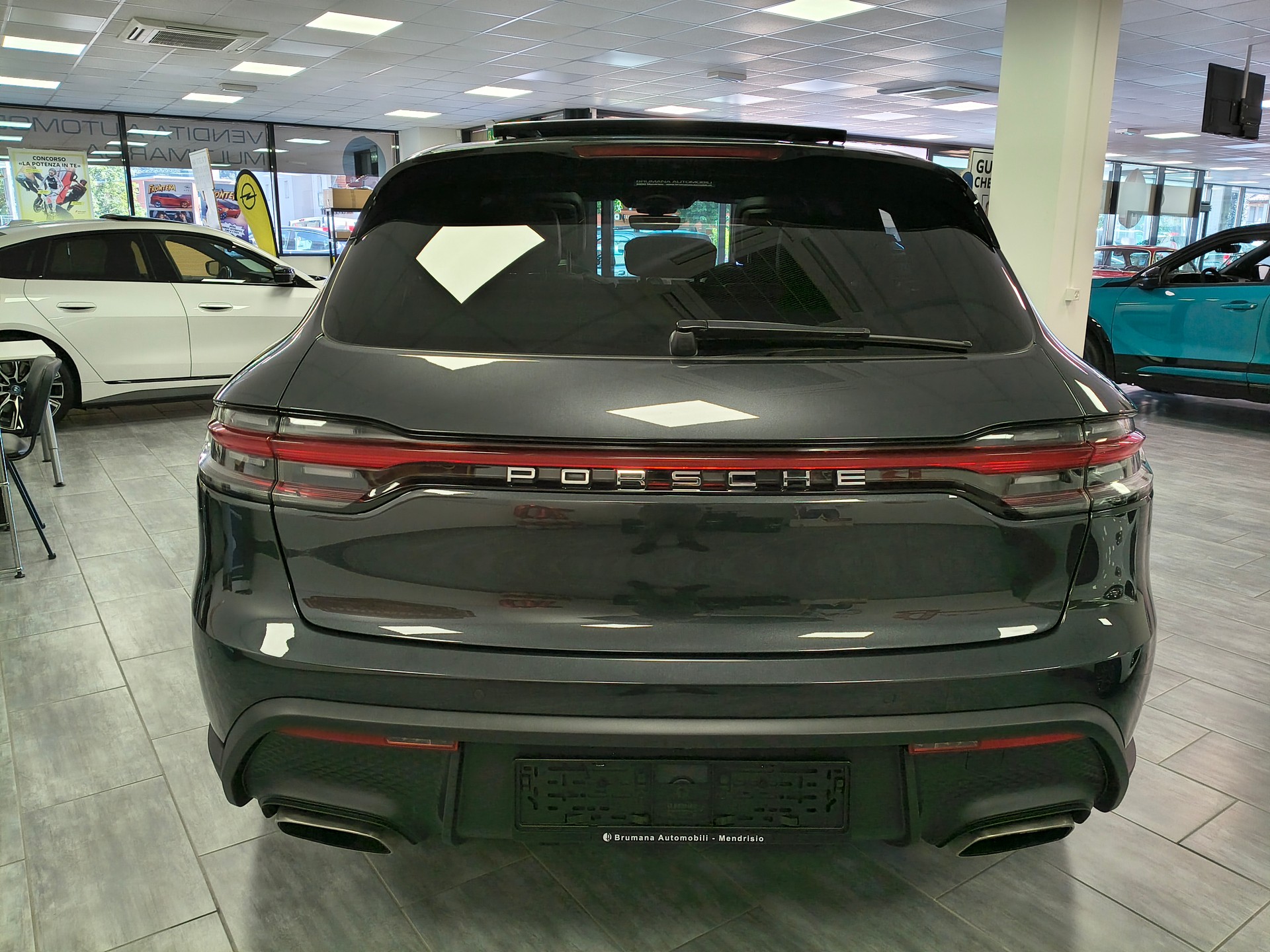 PORSCHE Macan PDK-image-6