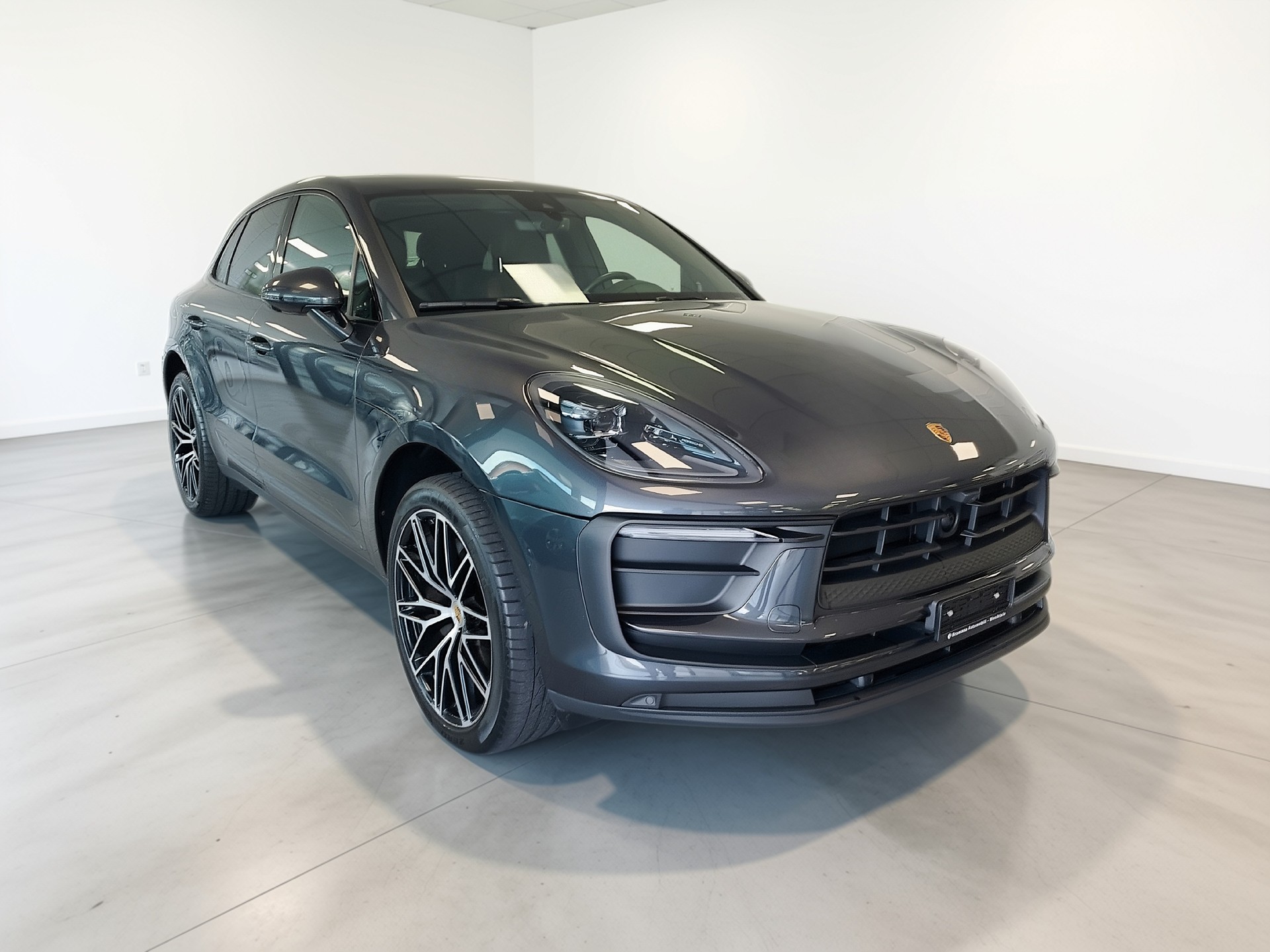 PORSCHE Macan PDK-image-0