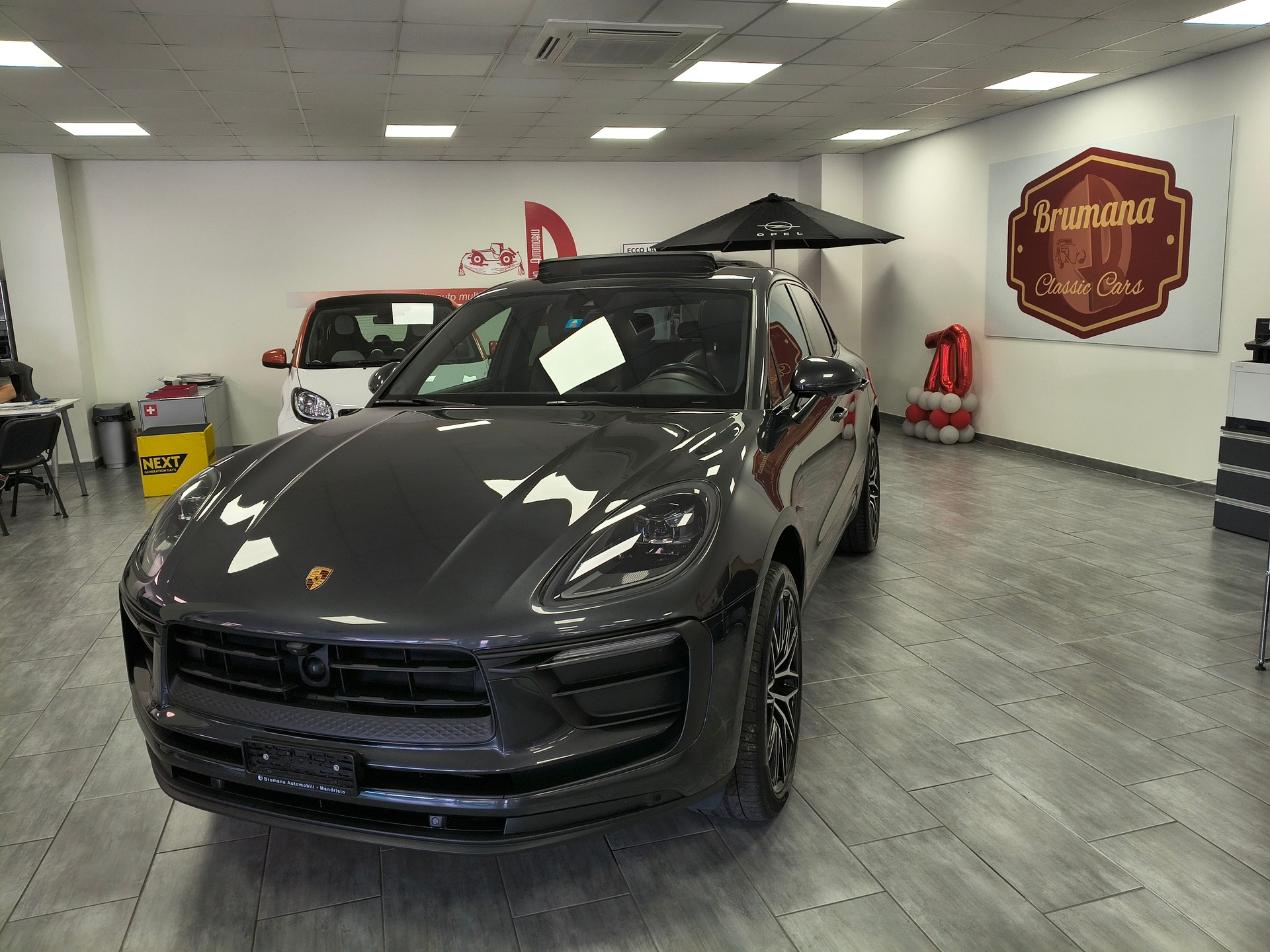 PORSCHE Macan PDK-image-3